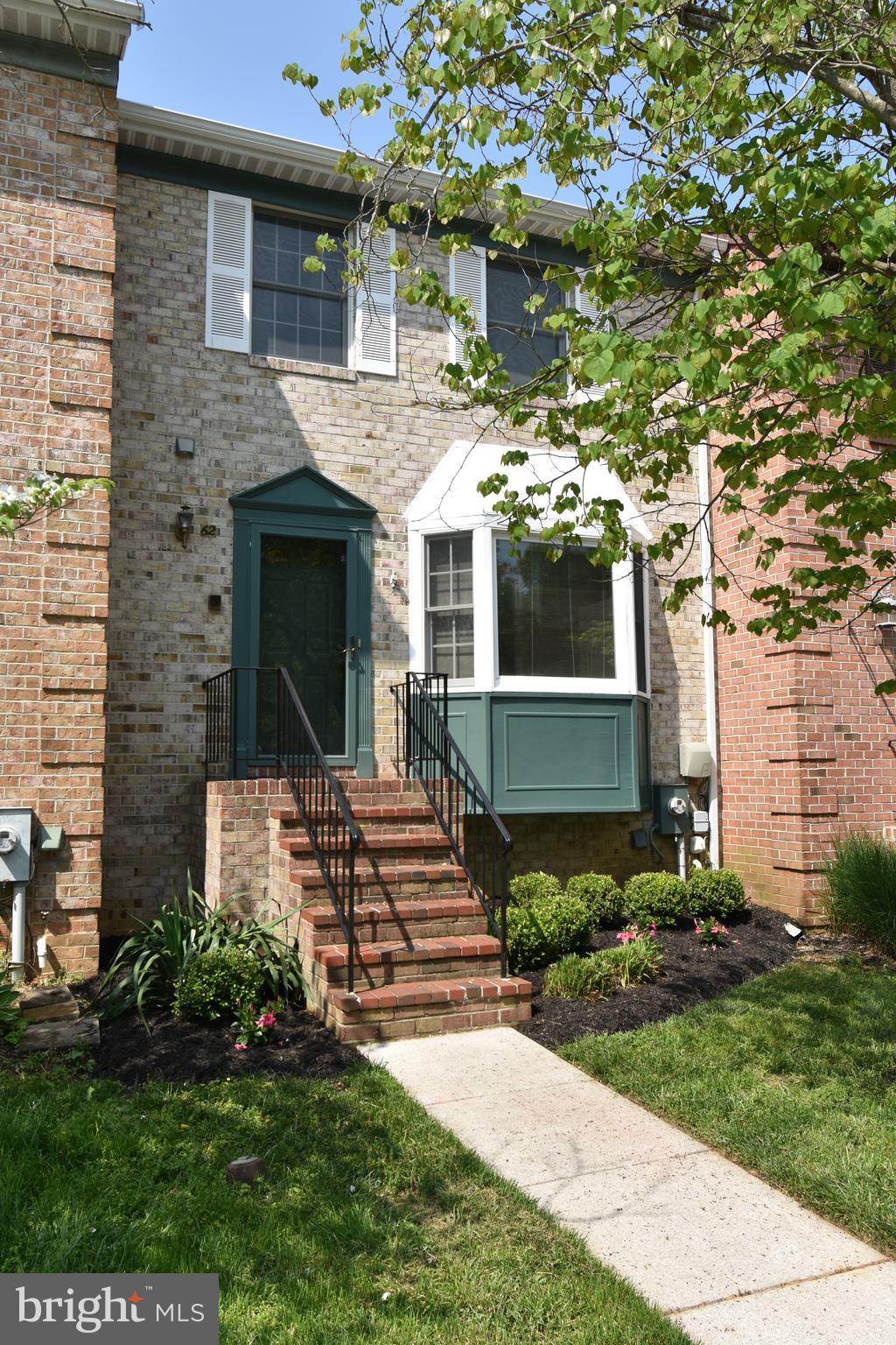 HUNTERS RUN - Residential