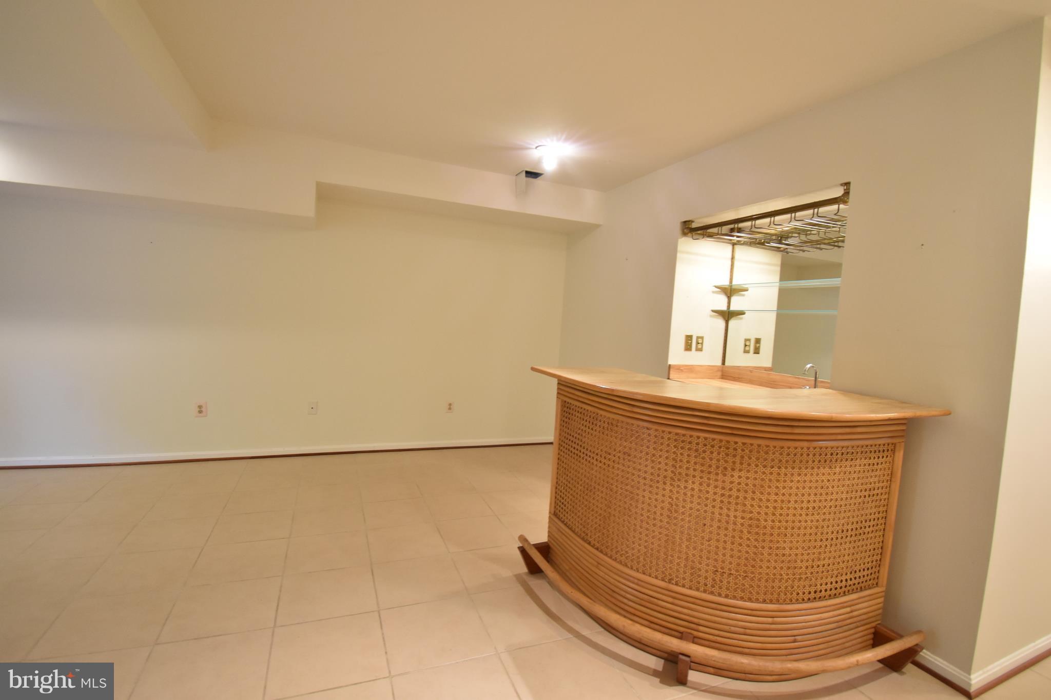 HUNTERS RUN - Residential