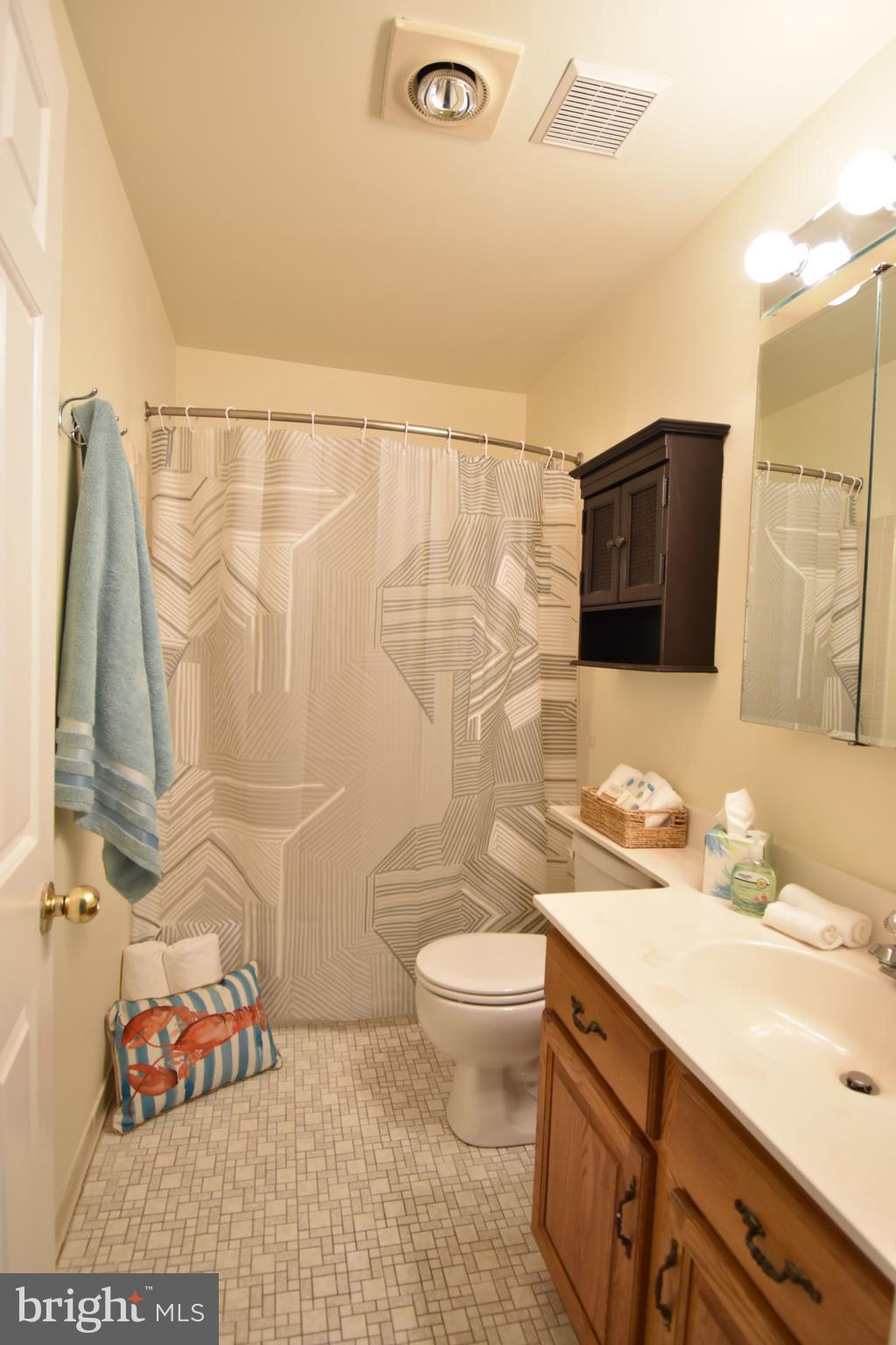 HUNTERS RUN - Residential