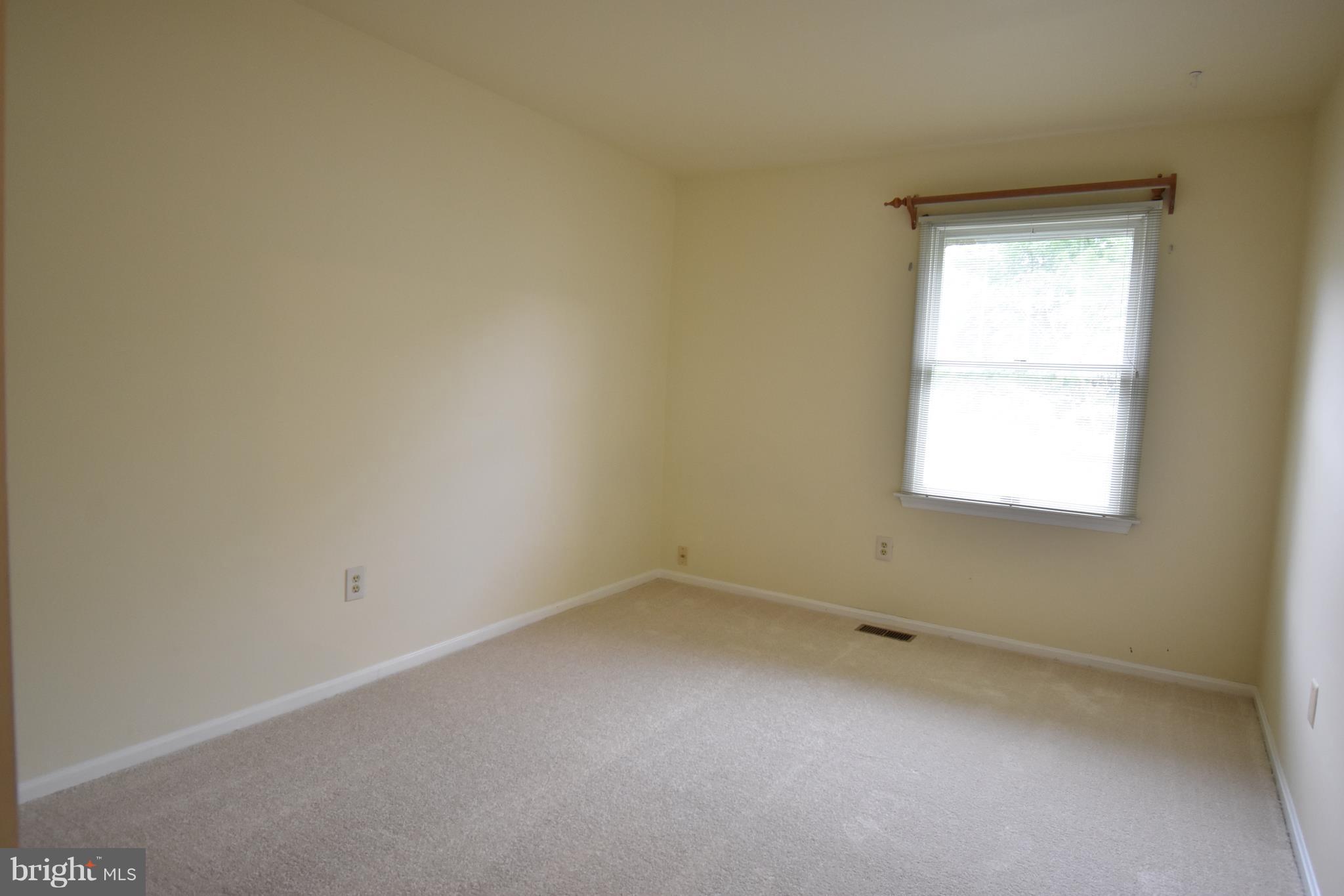 HUNTERS RUN - Residential