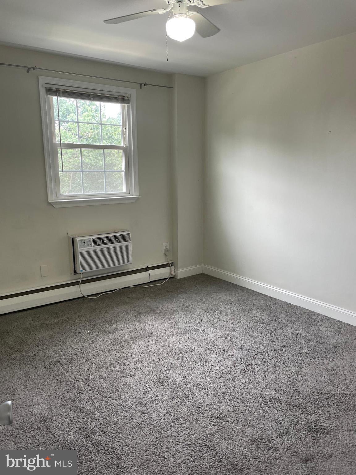 CIDER KNOLL - Residential Lease