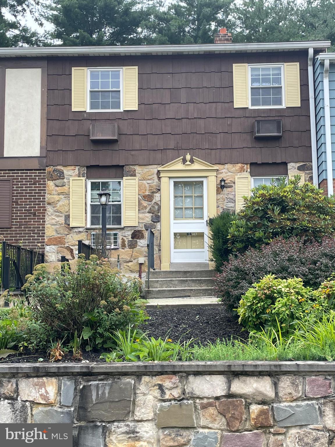 CIDER KNOLL - Residential Lease