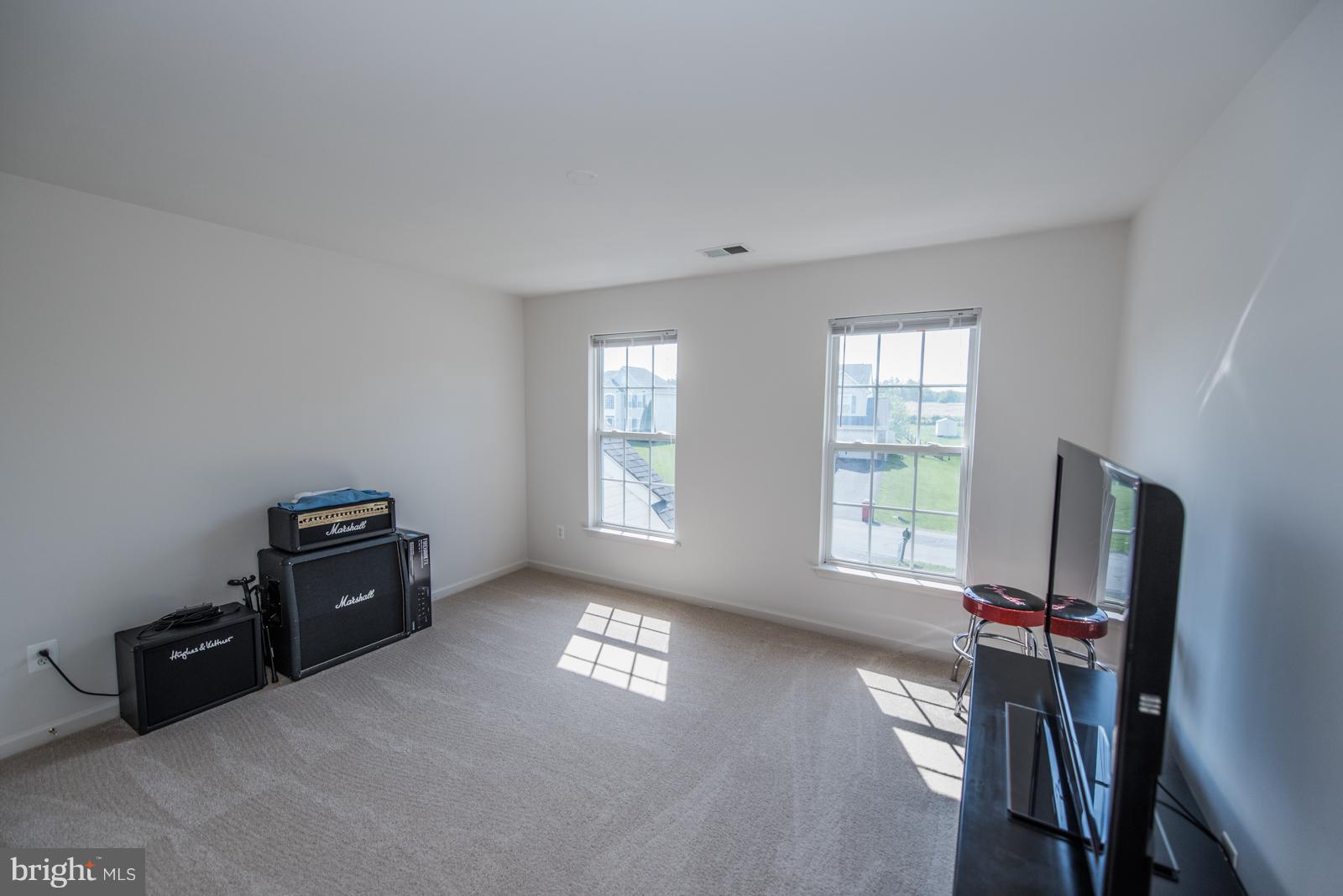 LOCUST HILL - Residential