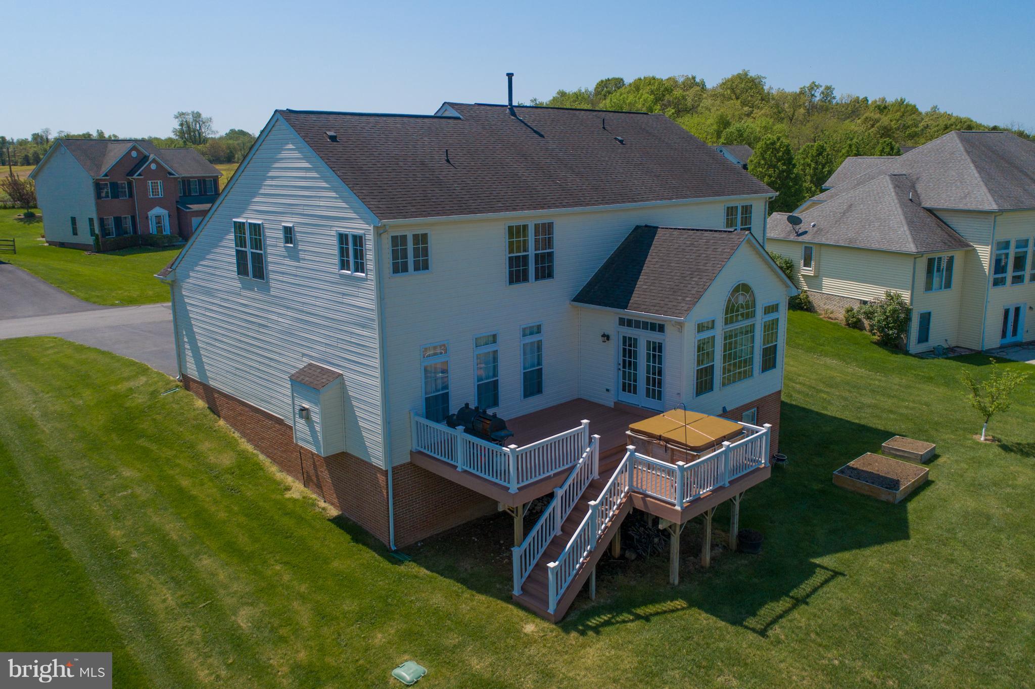 LOCUST HILL - Residential