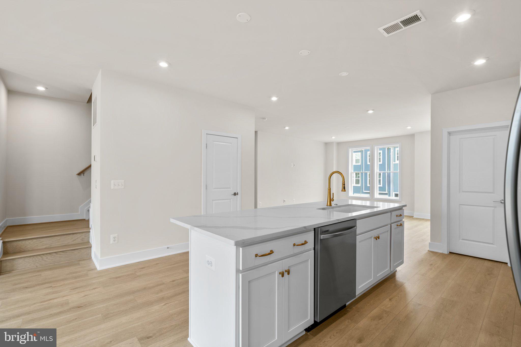 SNOWDEN BRIDGE - Residential