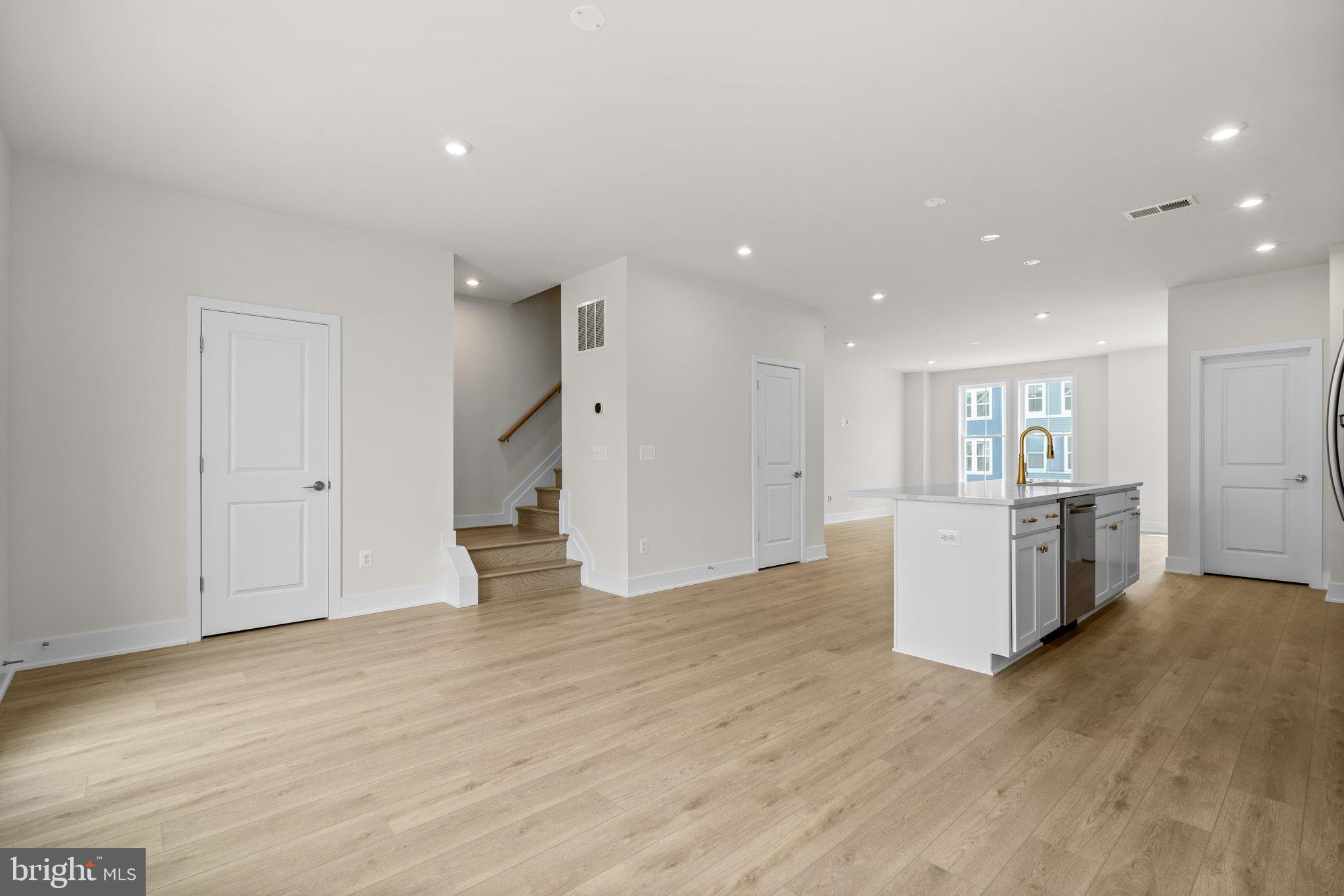 SNOWDEN BRIDGE - Residential