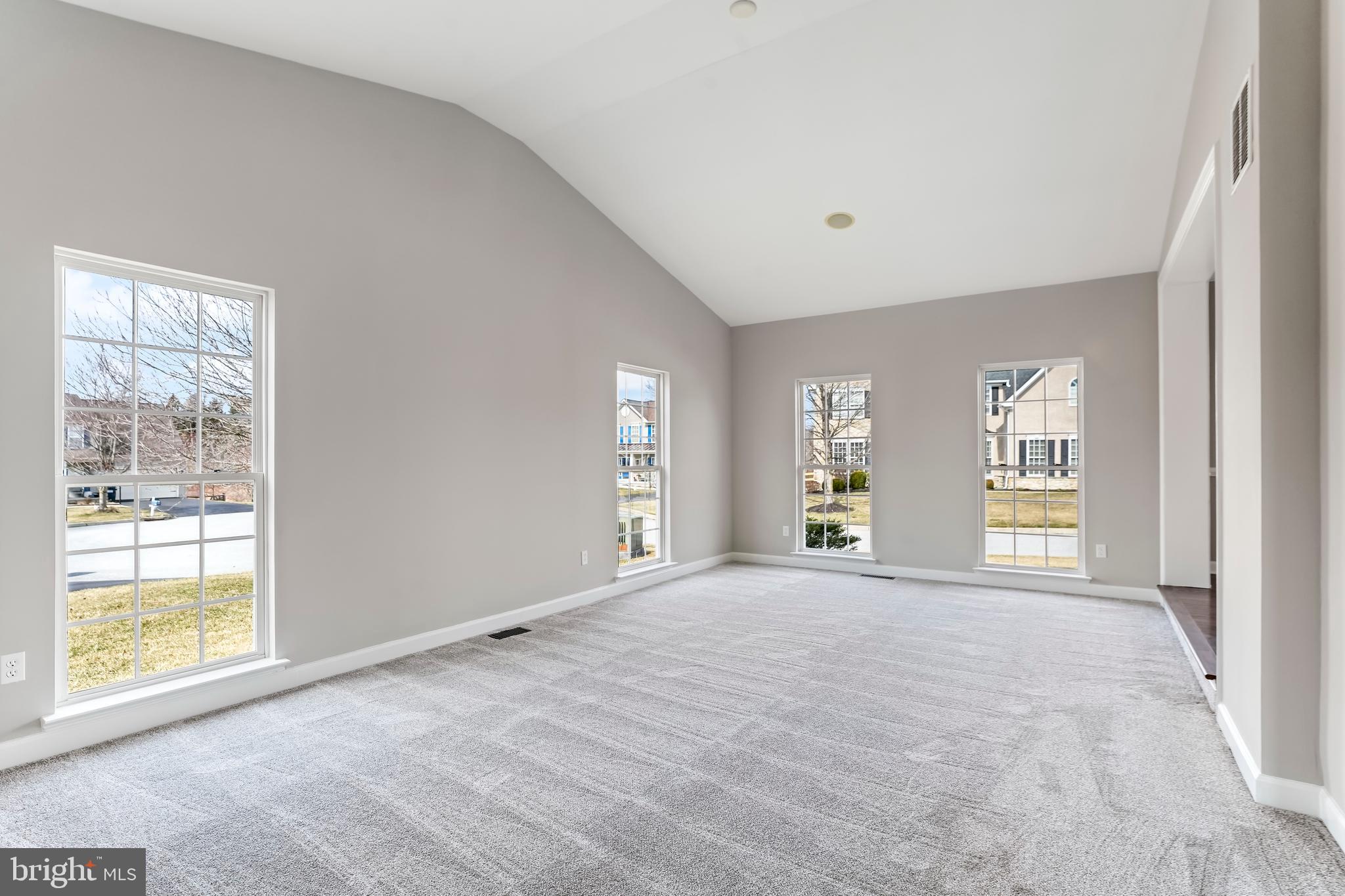 ELK CREEK FARM - Residential