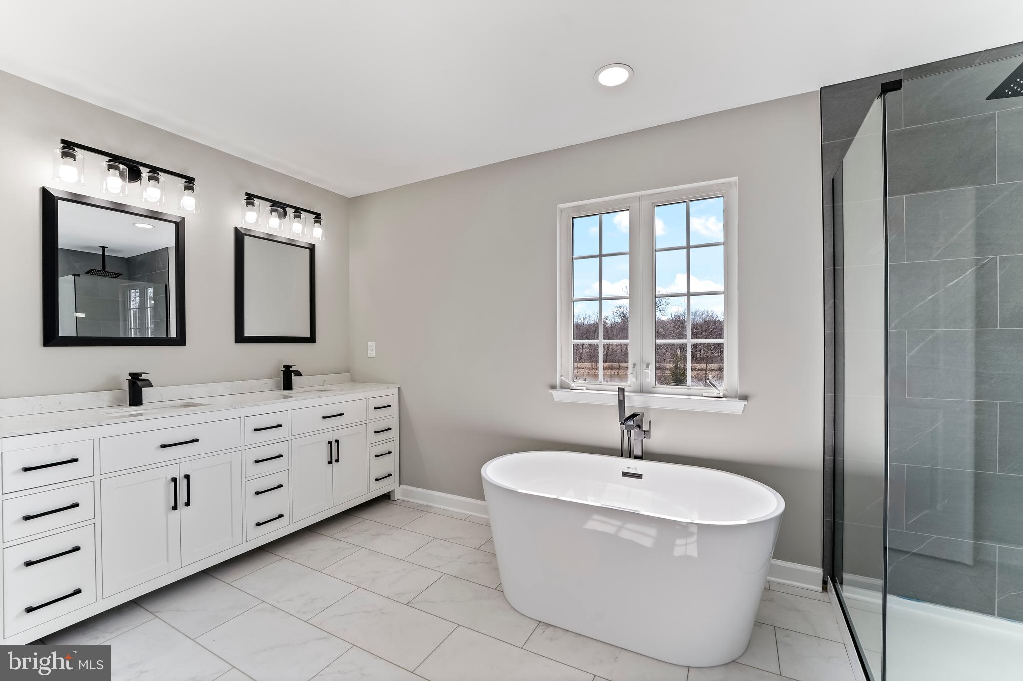 ELK CREEK FARM - Residential