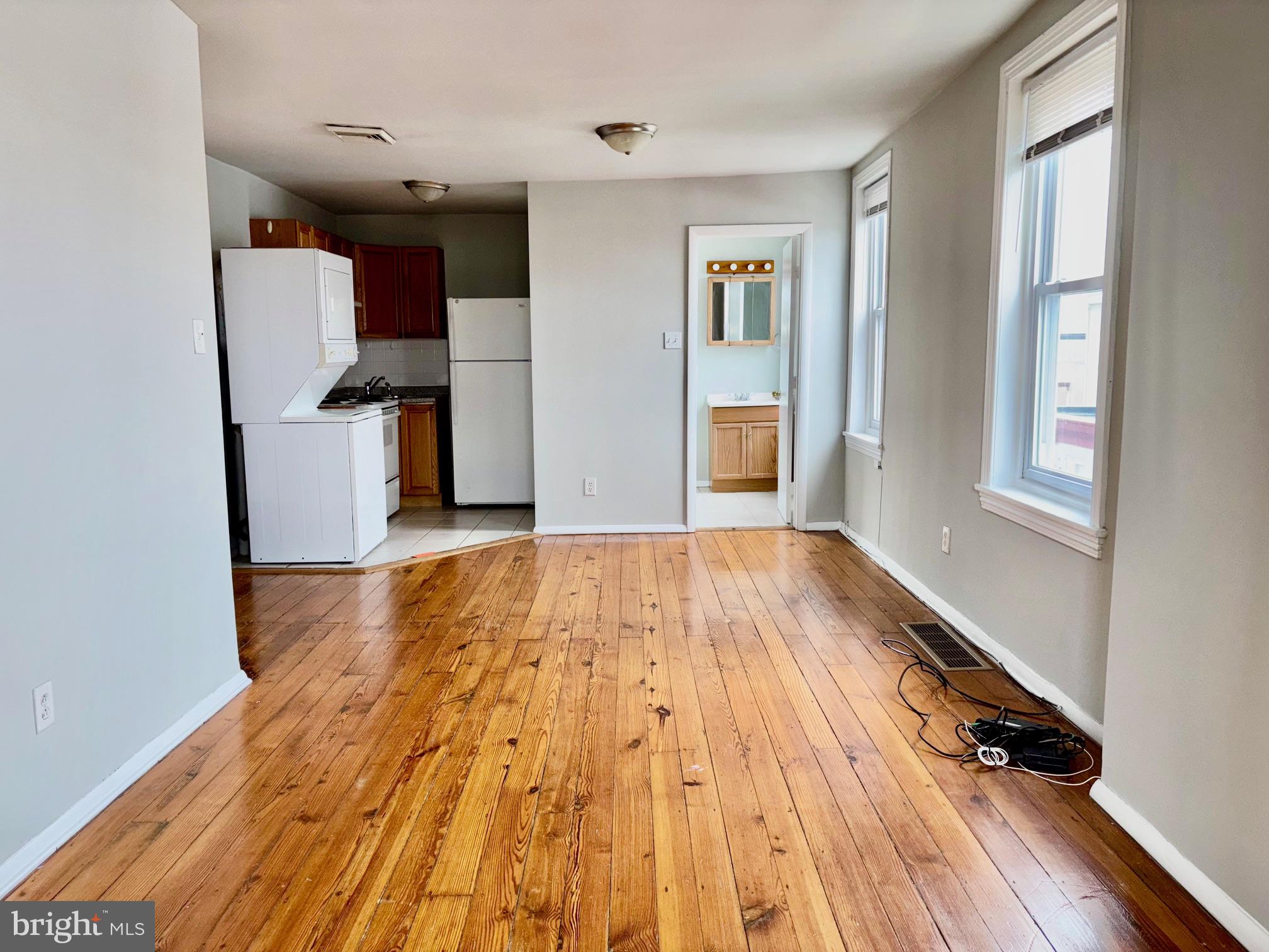 2635 E LEHIGH AVENUE 3