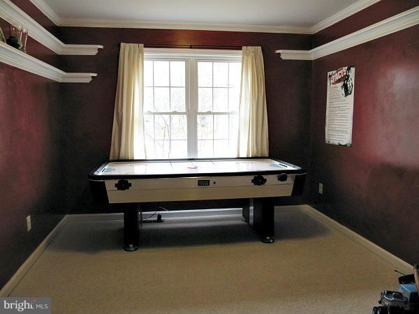 LAKE ARROWHEAD - Residential