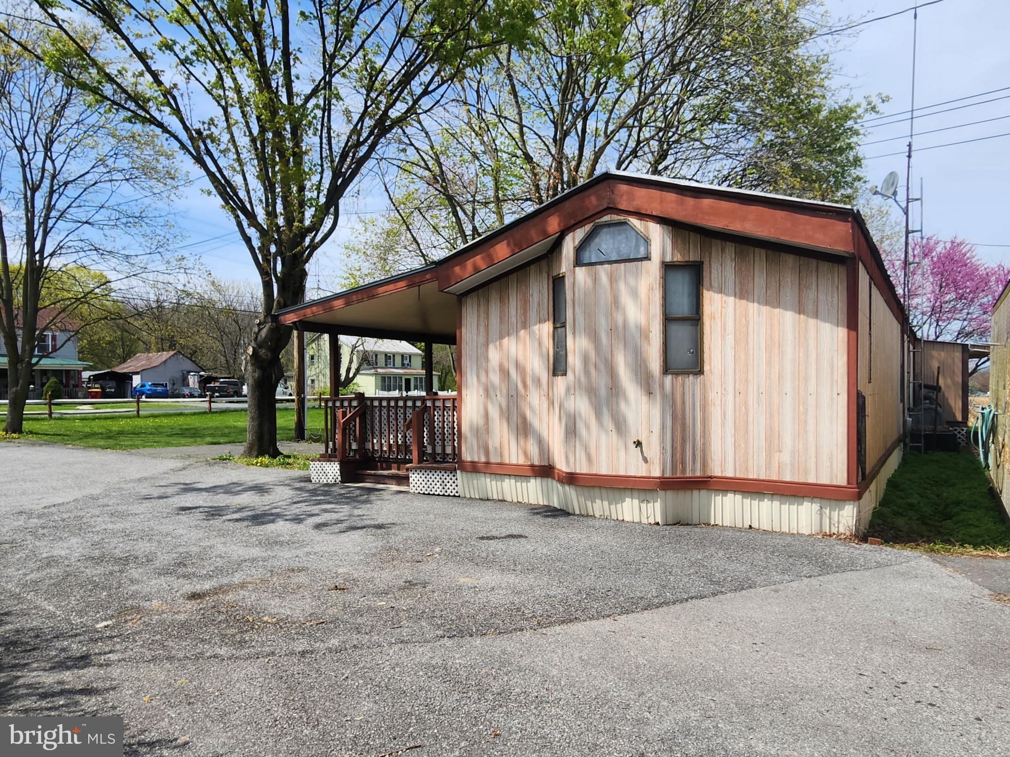 CLEVERSBURG - Residential