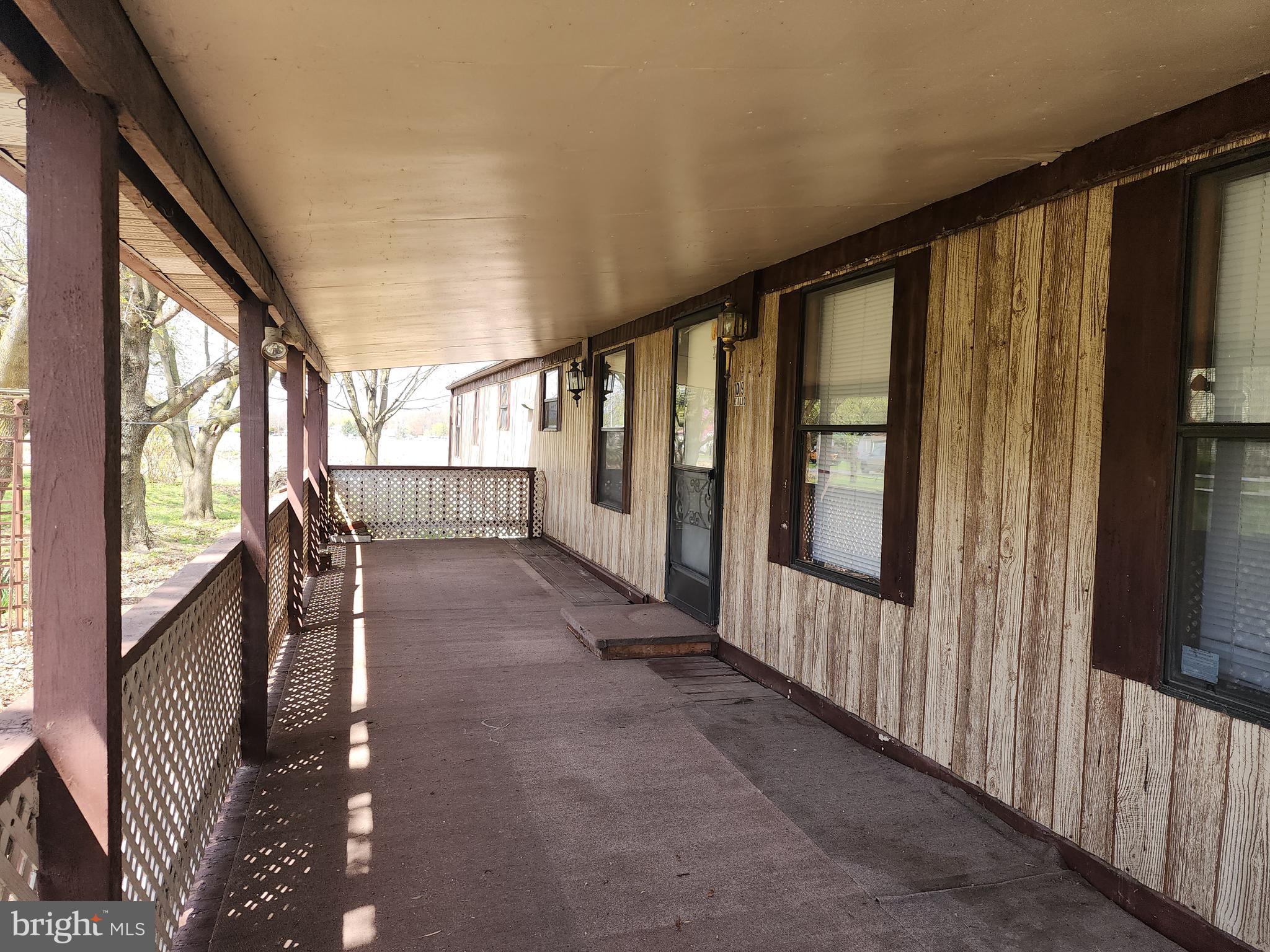 CLEVERSBURG - Residential