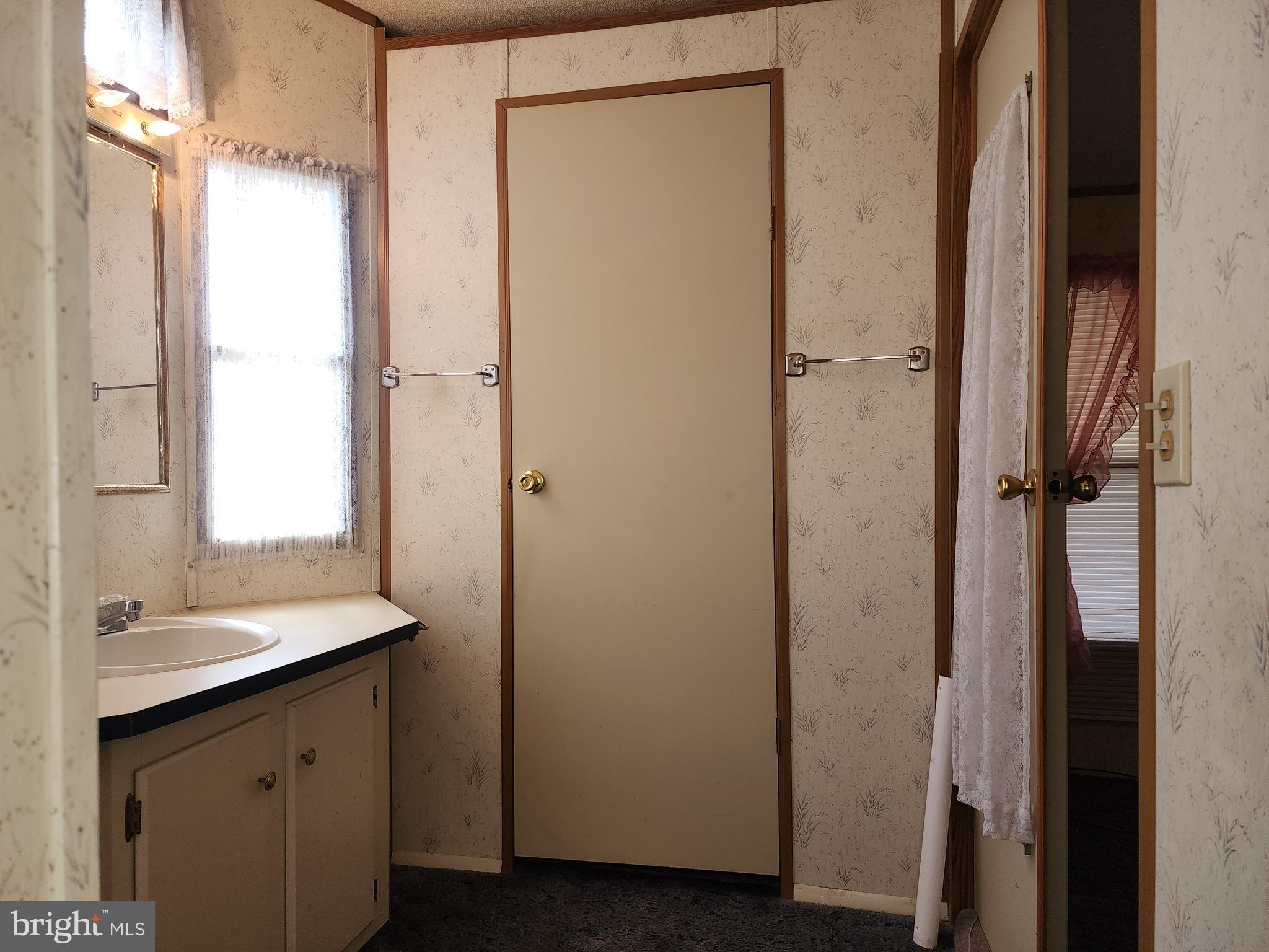 CLEVERSBURG - Residential