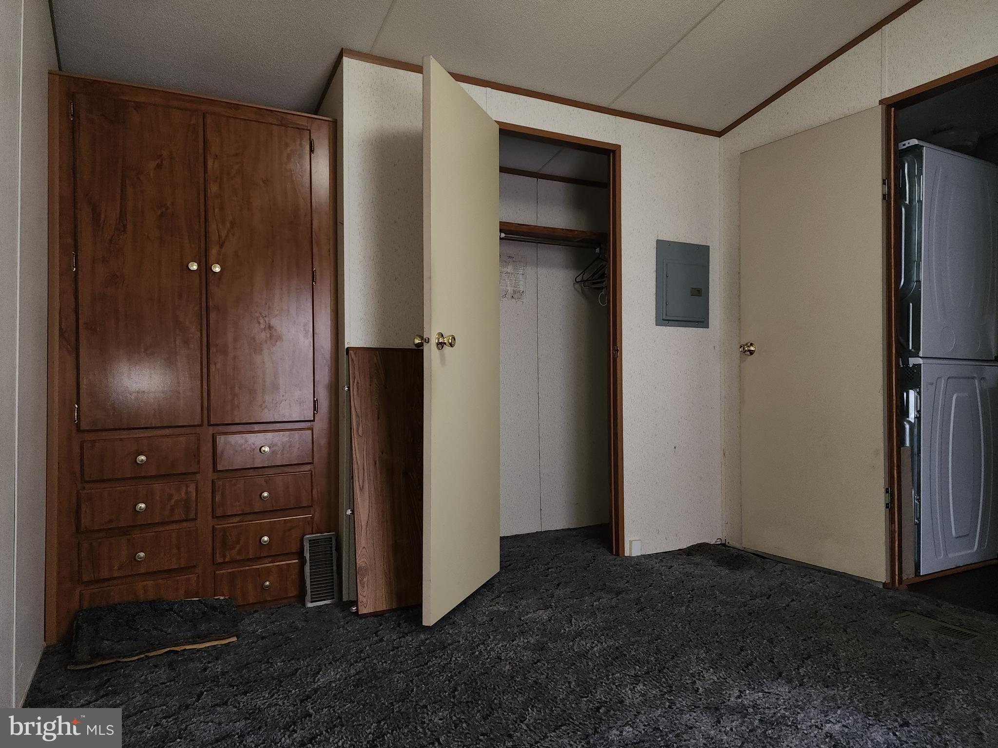 CLEVERSBURG - Residential