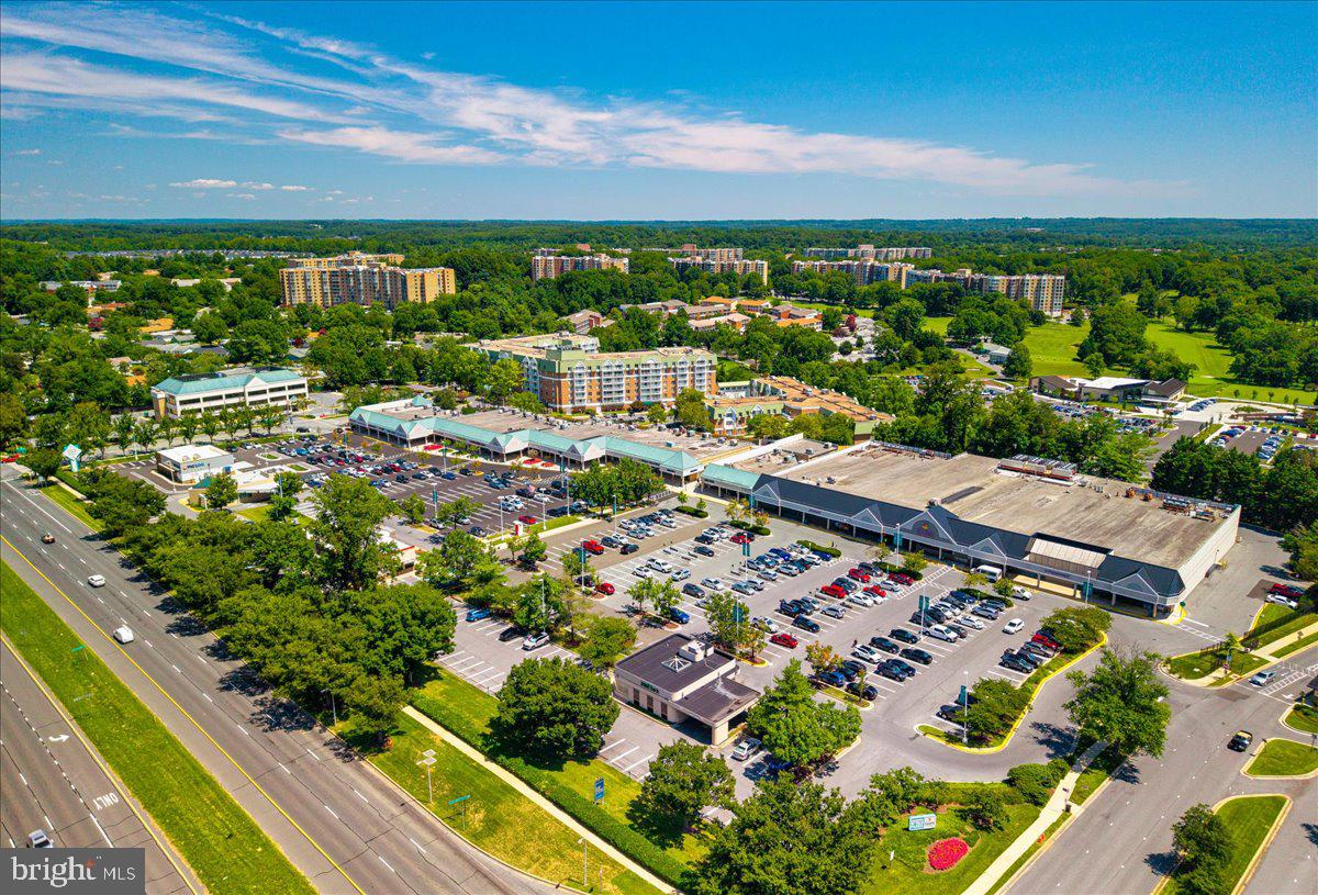 GREENS AT LEISURE WORLD - Residential