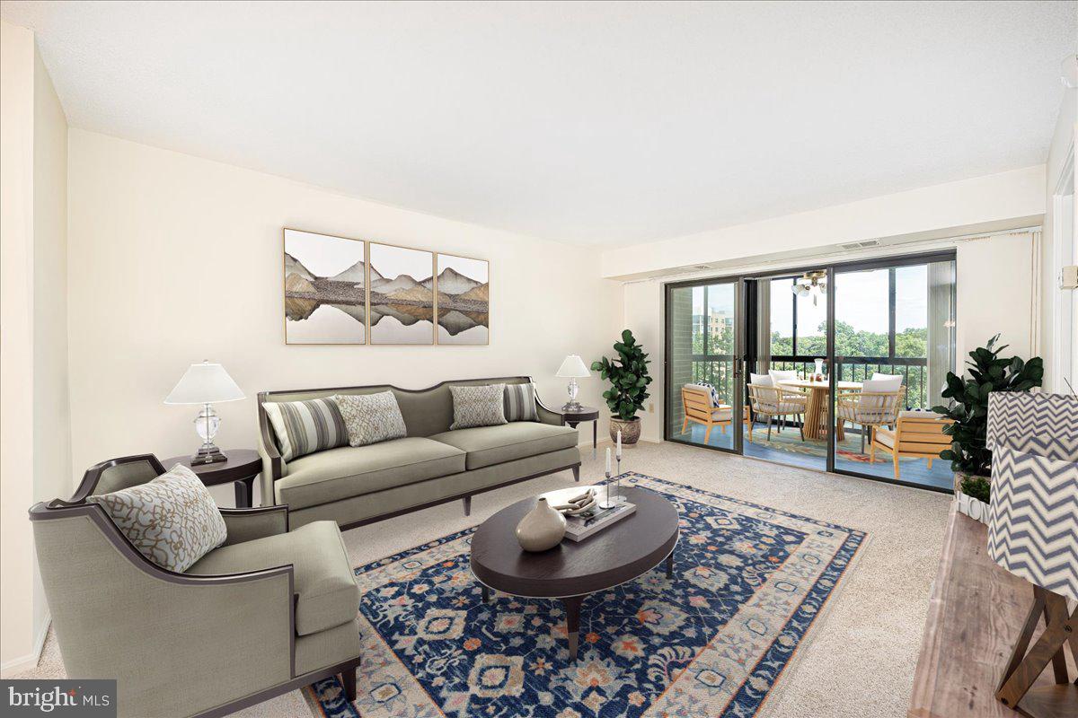 GREENS AT LEISURE WORLD - Residential