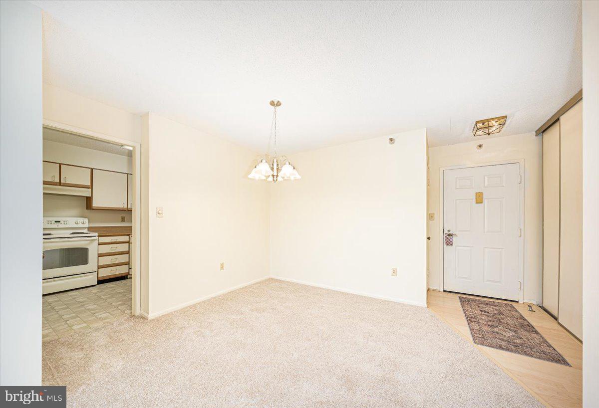 GREENS AT LEISURE WORLD - Residential