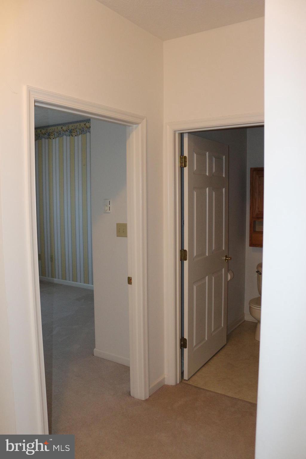 SUMMERLAND MANOR - Residential