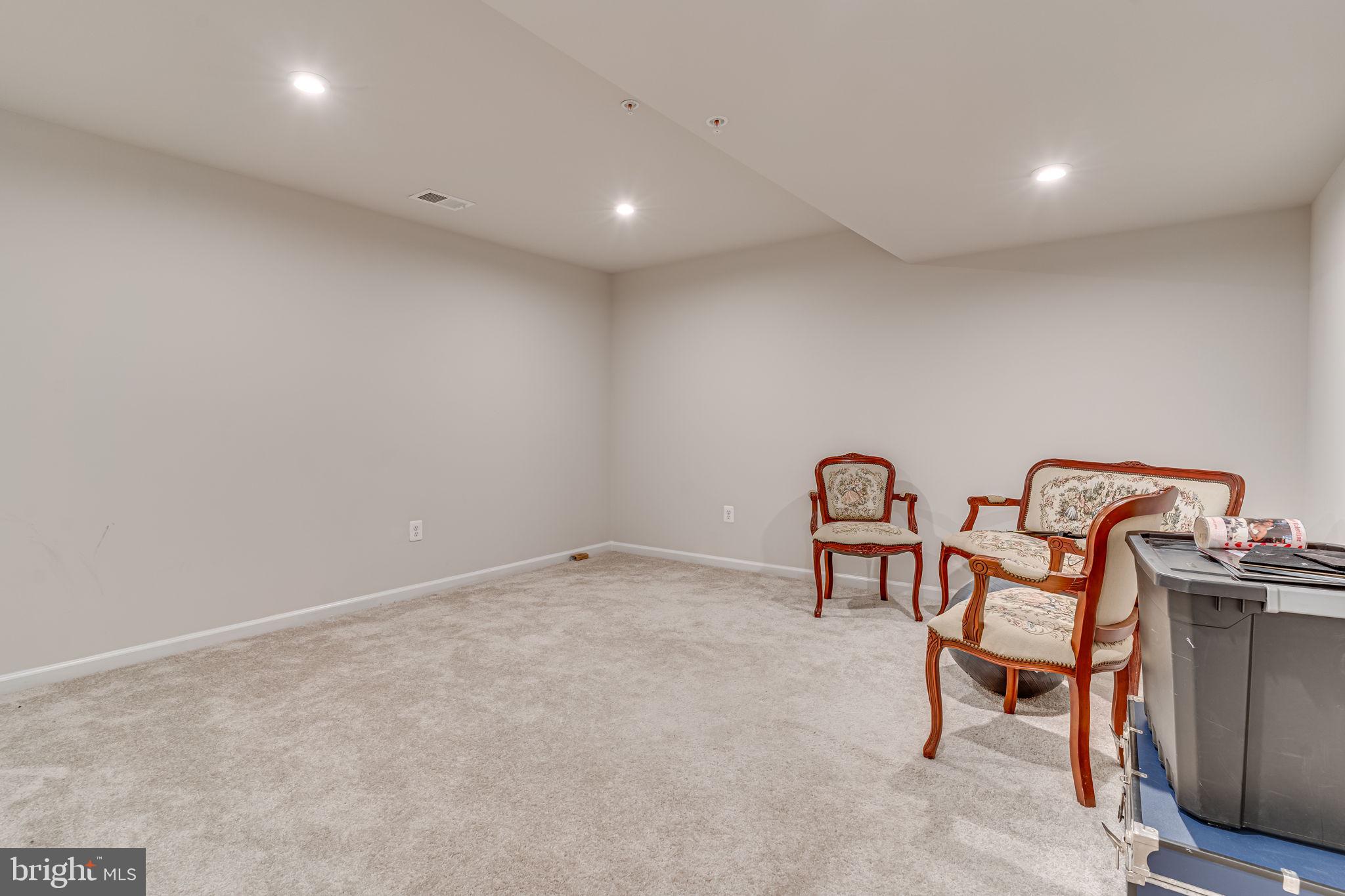 WORTHINGTON SUB - Residential