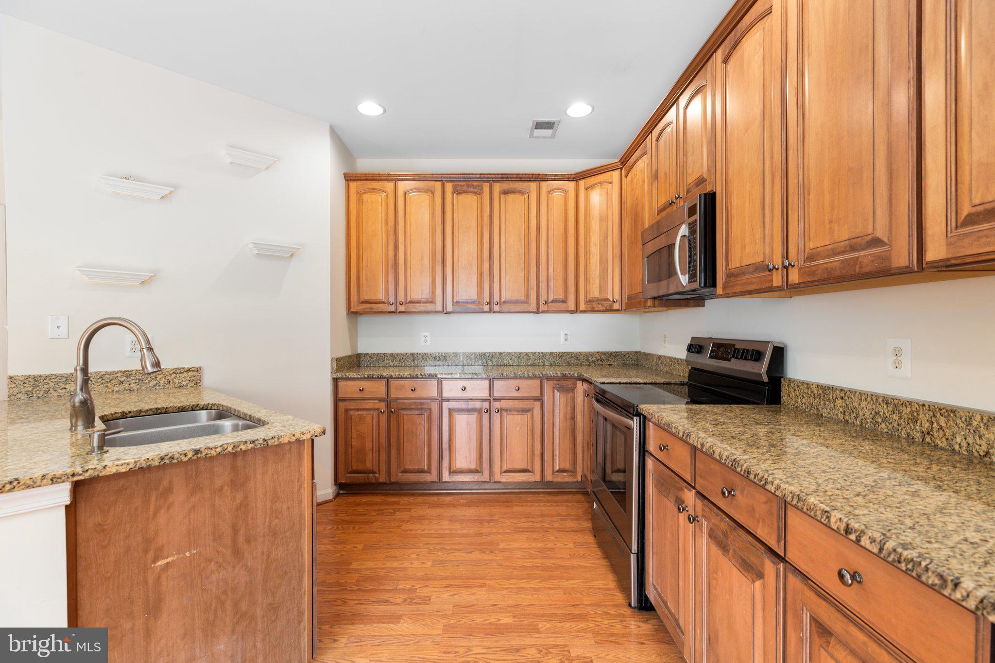 VILLAGE OF IDLEWILD - Residential Lease