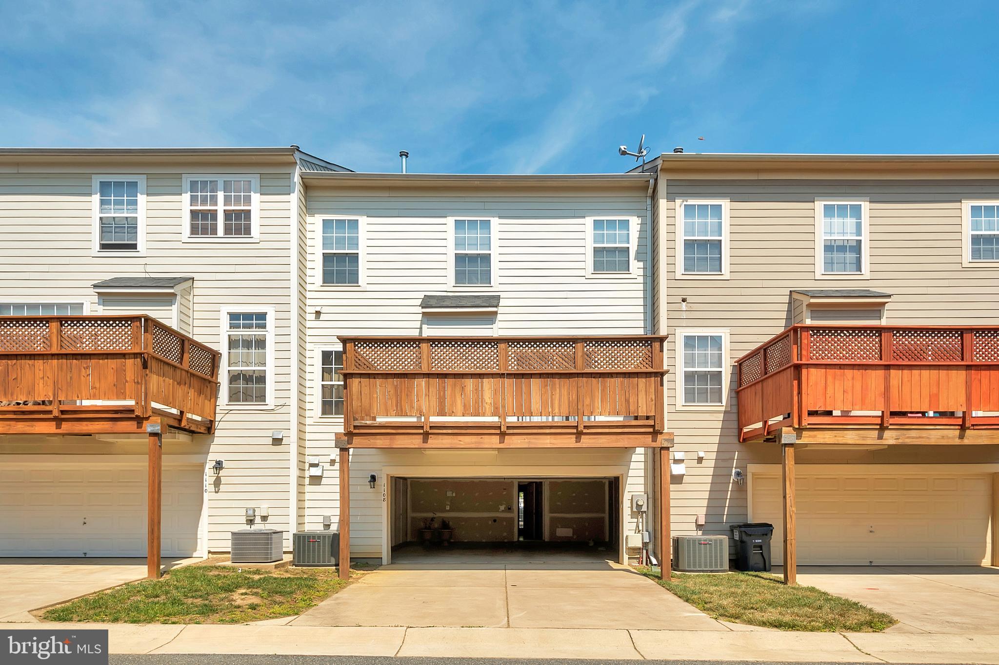 VILLAGE OF IDLEWILD - Residential Lease