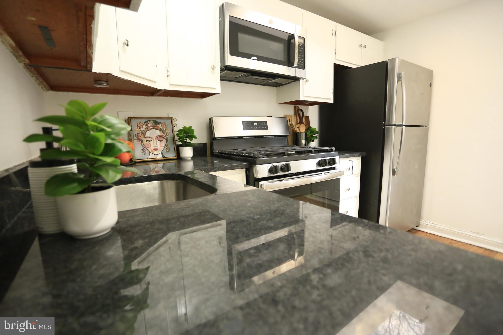 FEDERAL HILL HISTORIC DISTRICT - Residential Lease