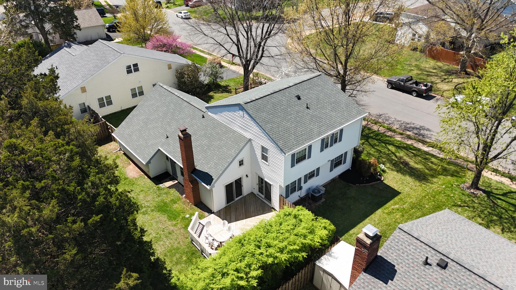 OAK TREE - Residential