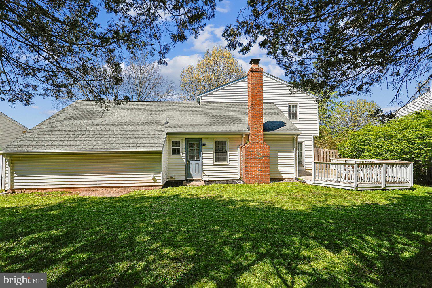 OAK TREE - Residential