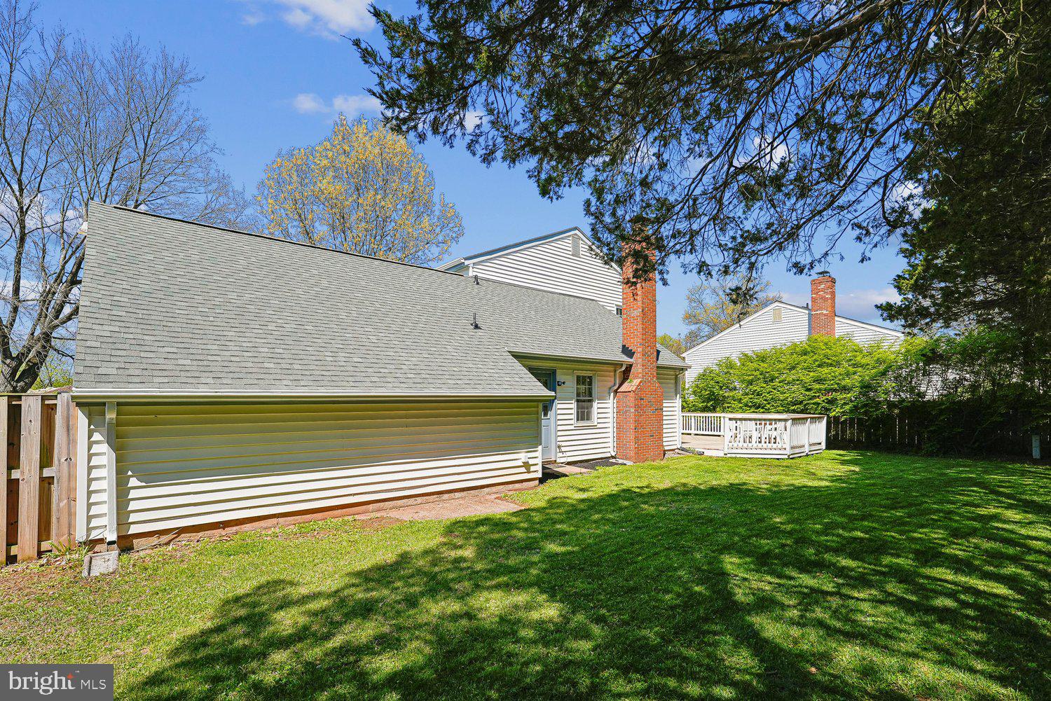 OAK TREE - Residential