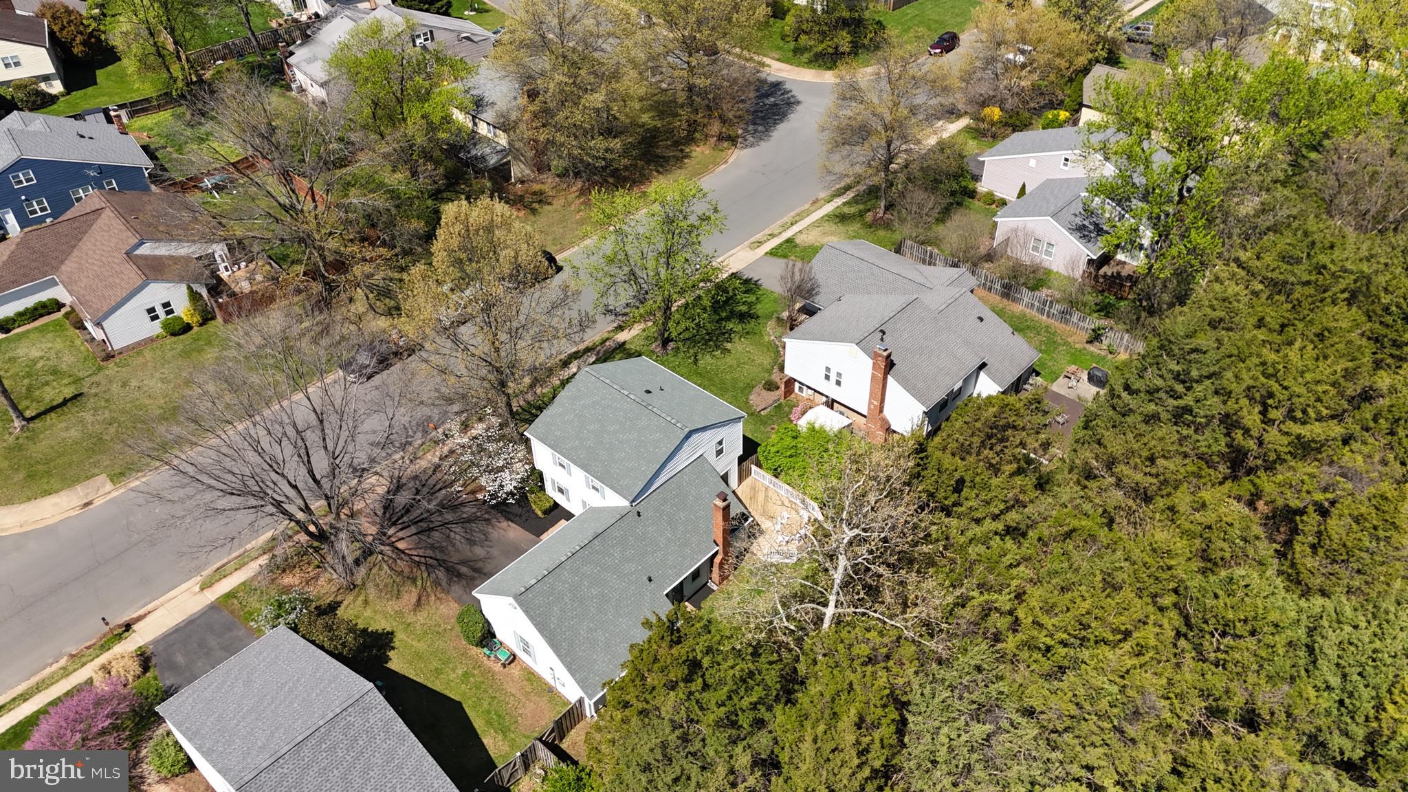 OAK TREE - Residential