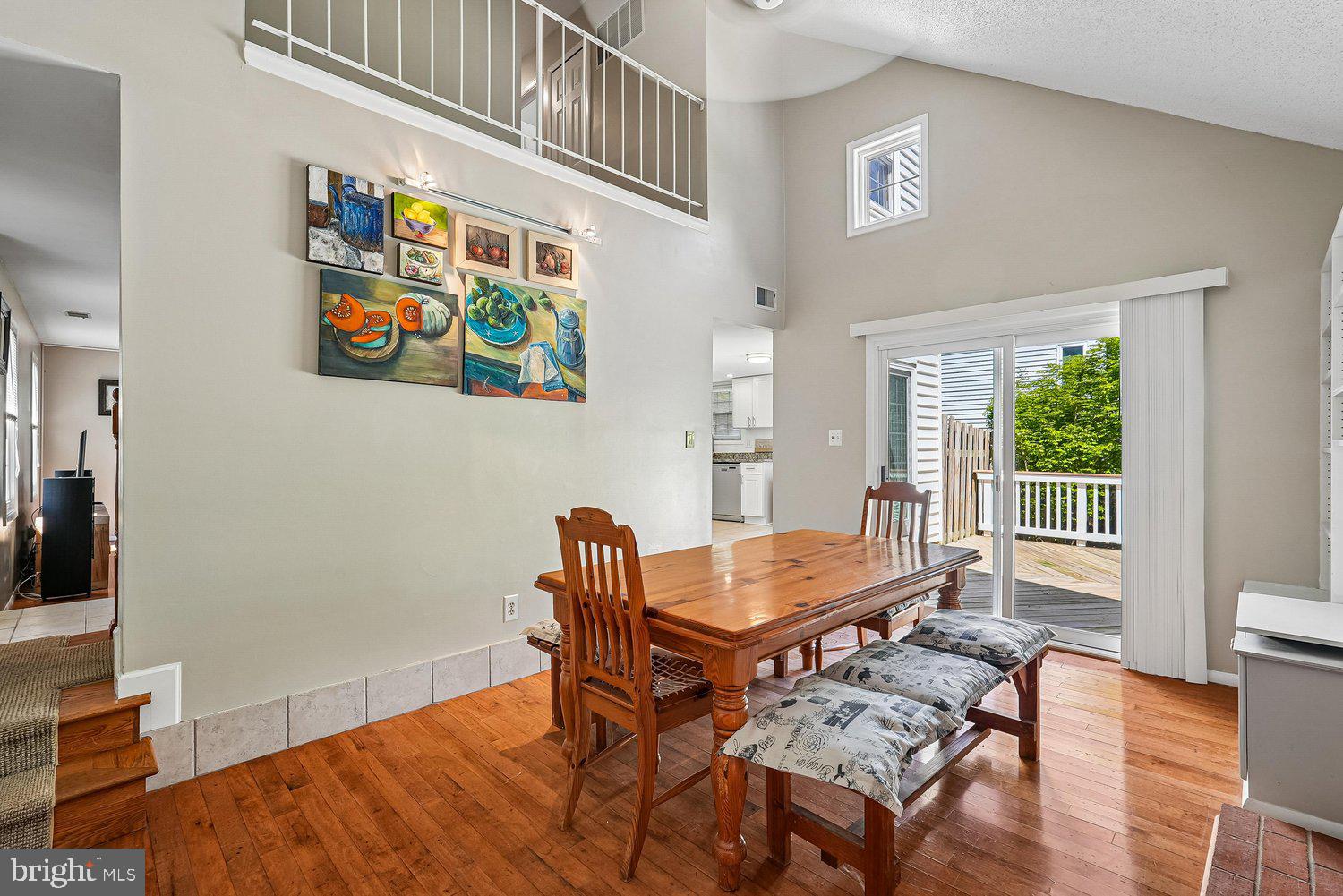 OAK TREE - Residential