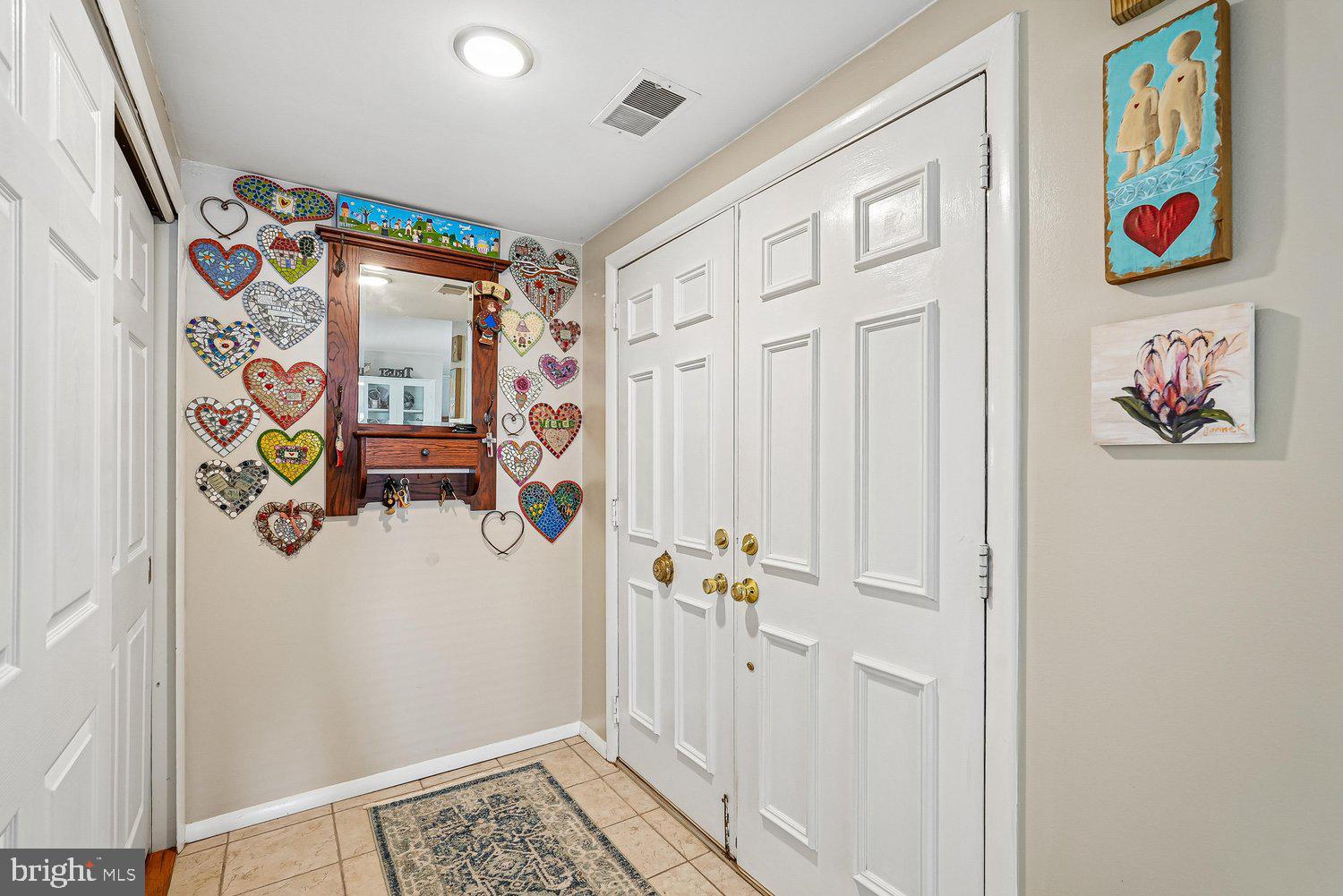 OAK TREE - Residential