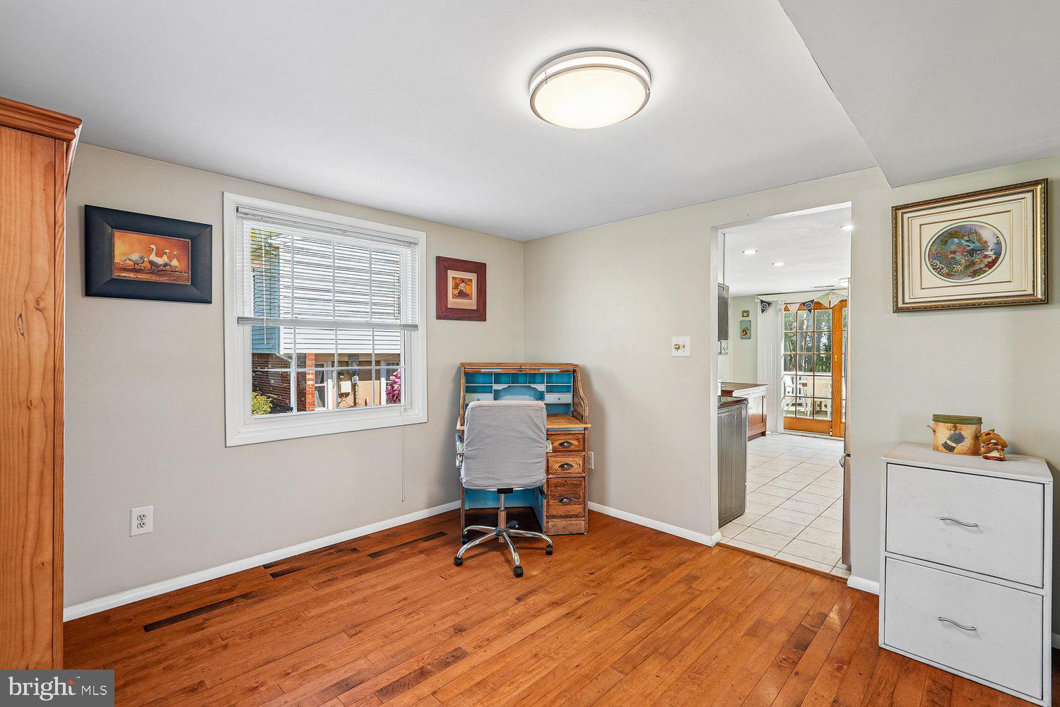 OAK TREE - Residential