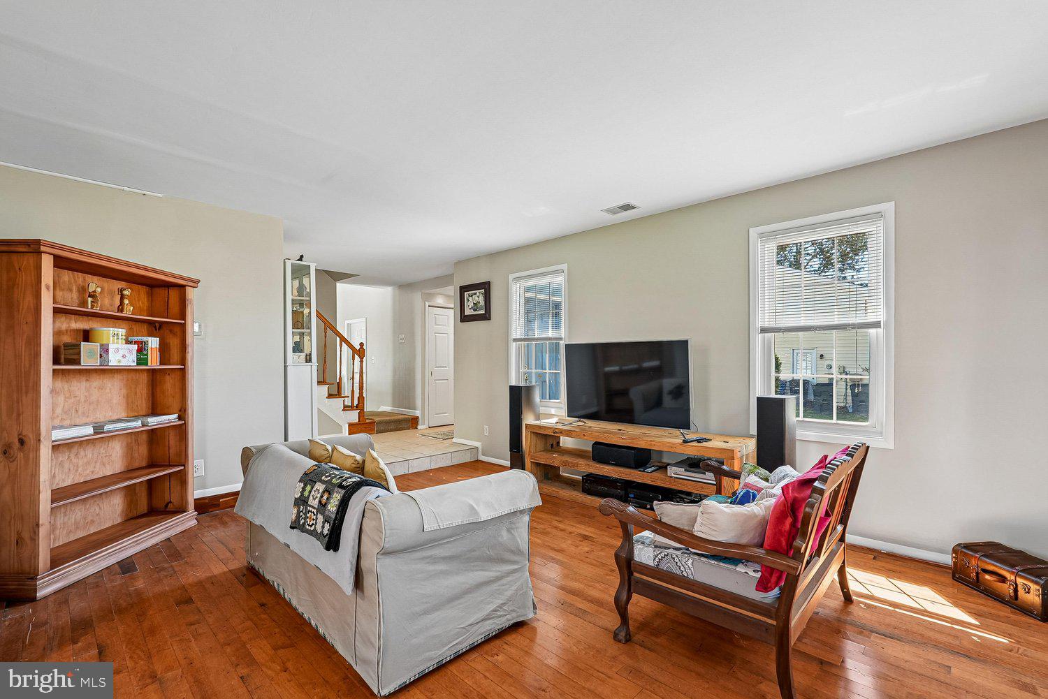 OAK TREE - Residential