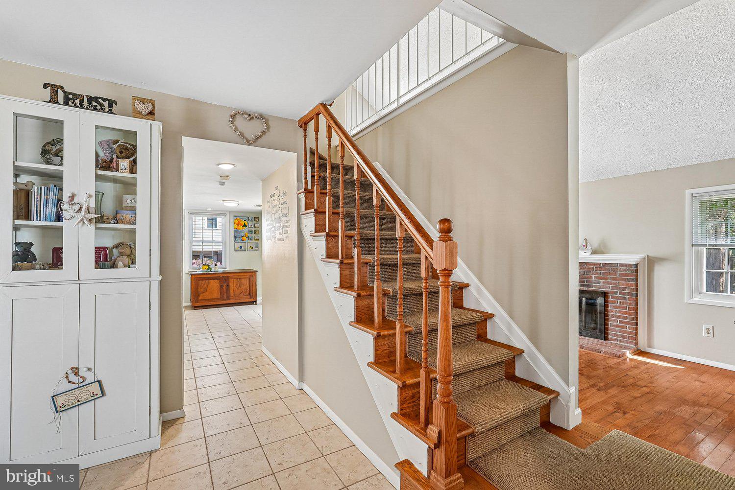 OAK TREE - Residential