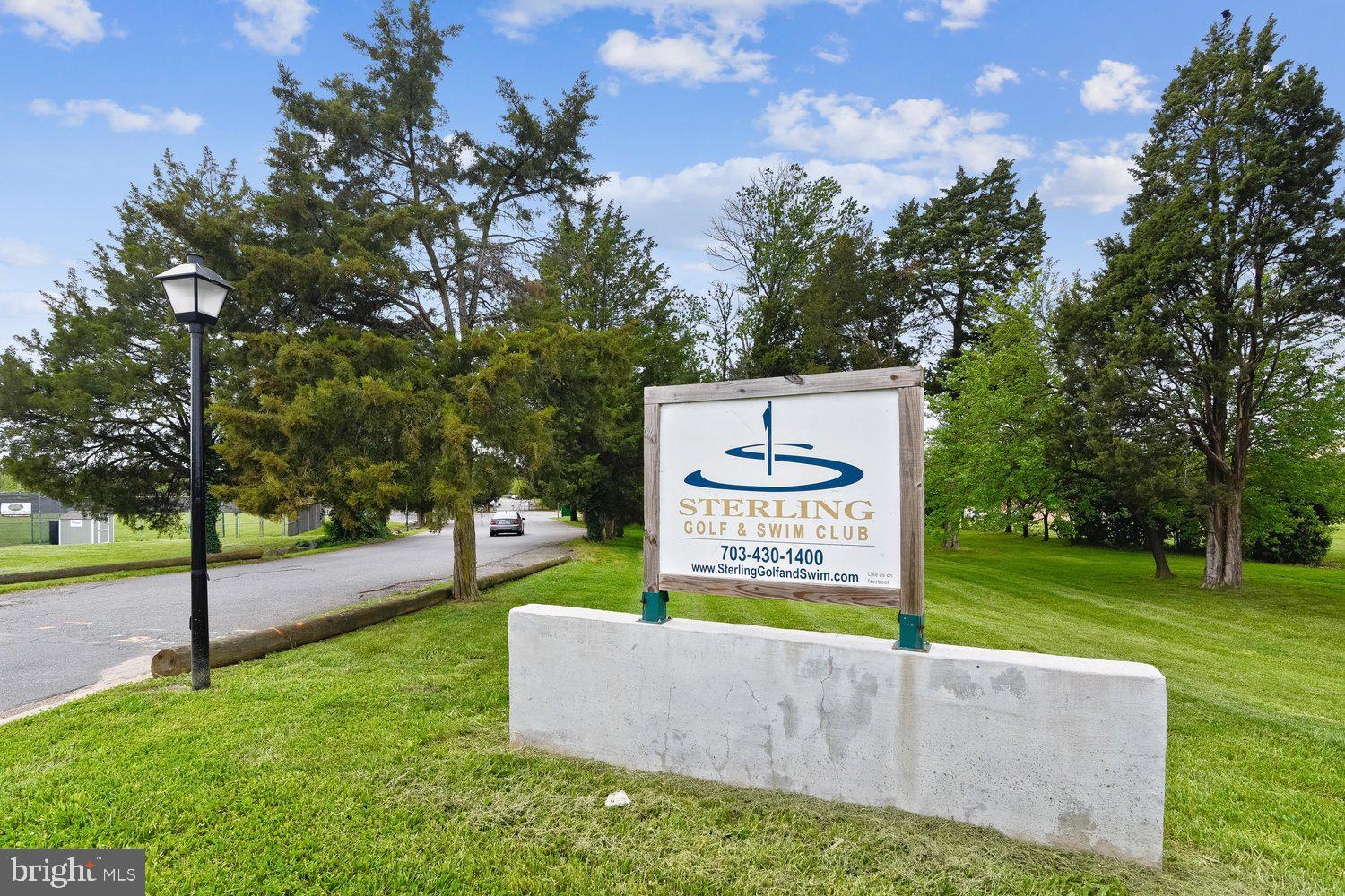 OAK TREE - Residential