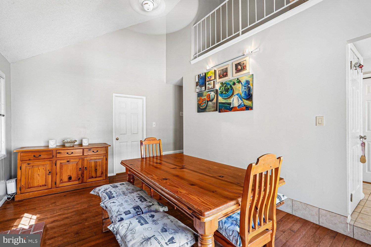 OAK TREE - Residential