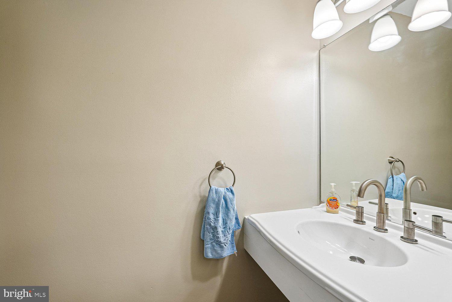 OAK TREE - Residential