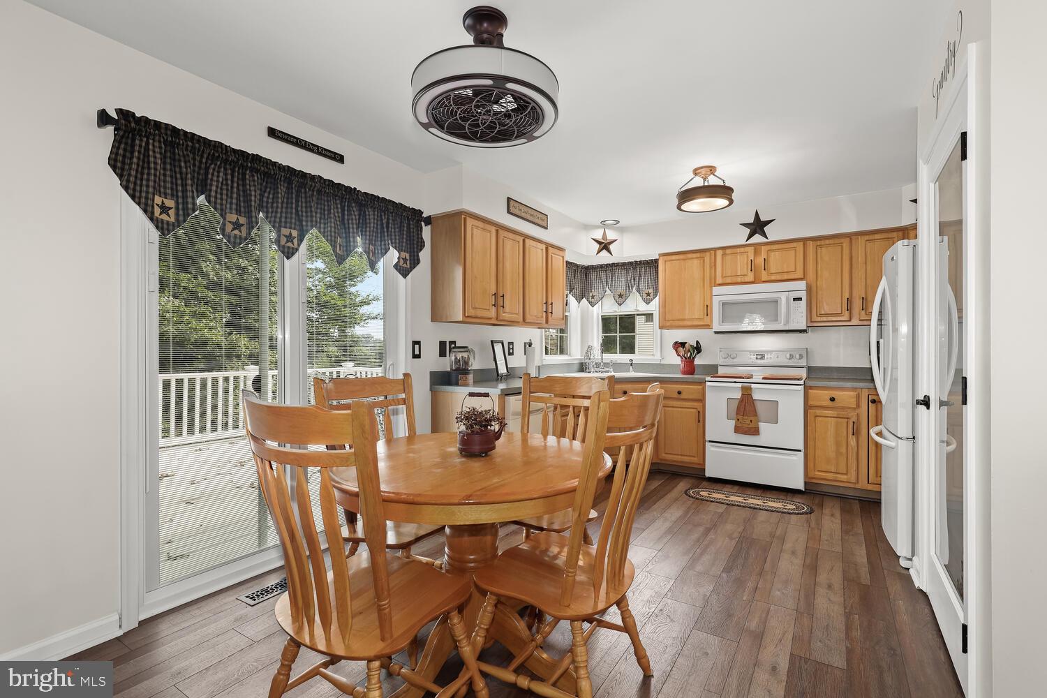 LONG BAR HARBOR - Residential