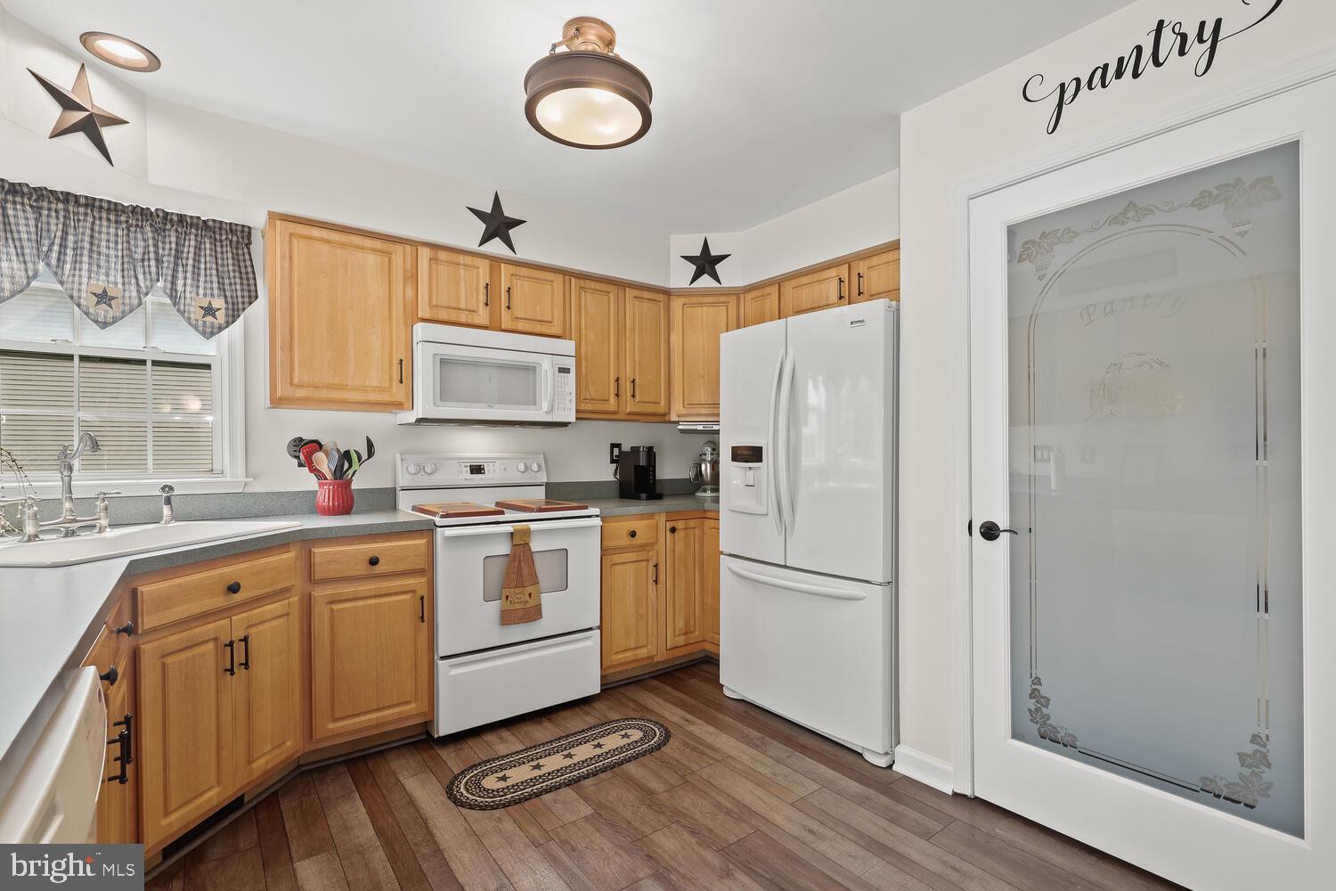 LONG BAR HARBOR - Residential