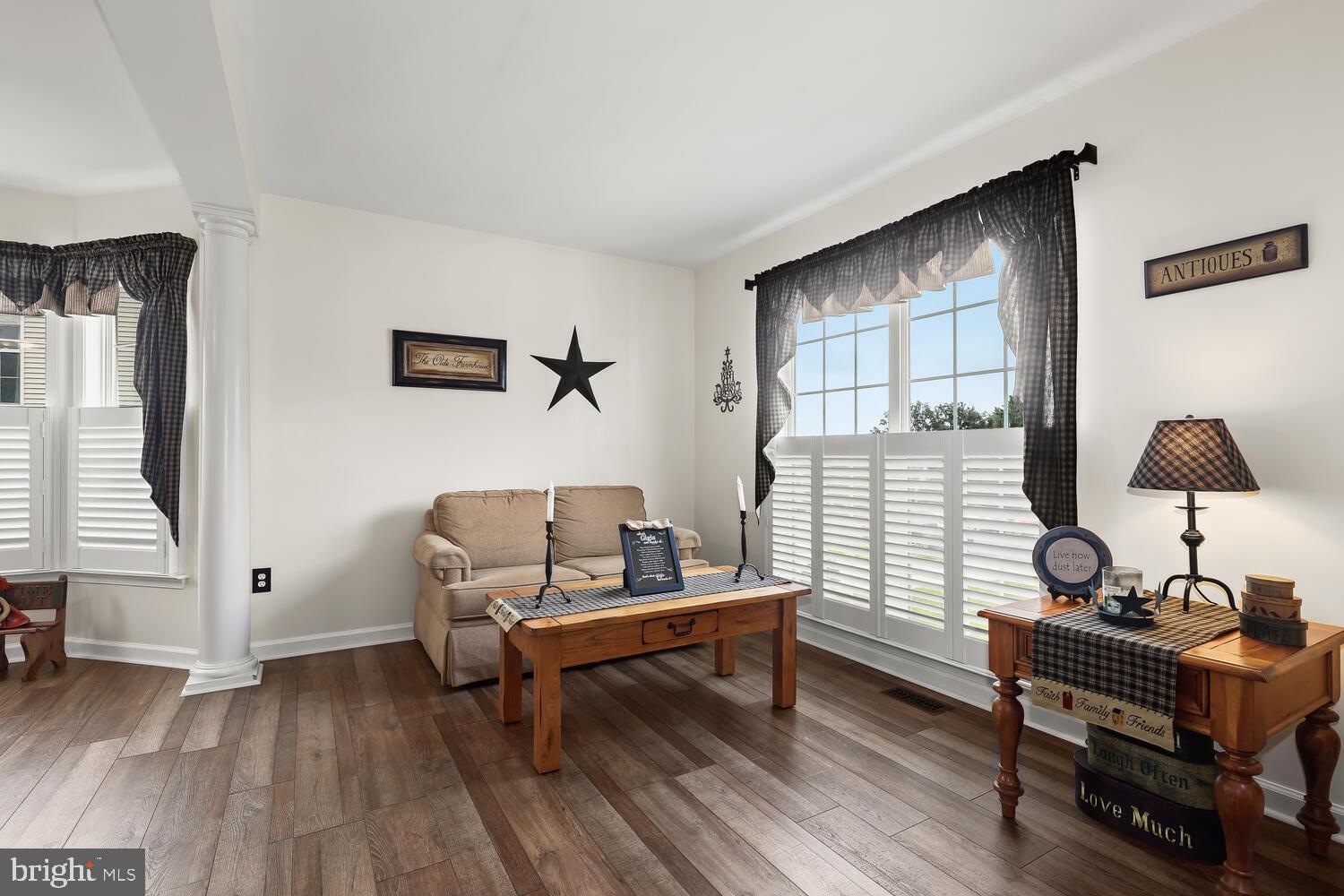 LONG BAR HARBOR - Residential