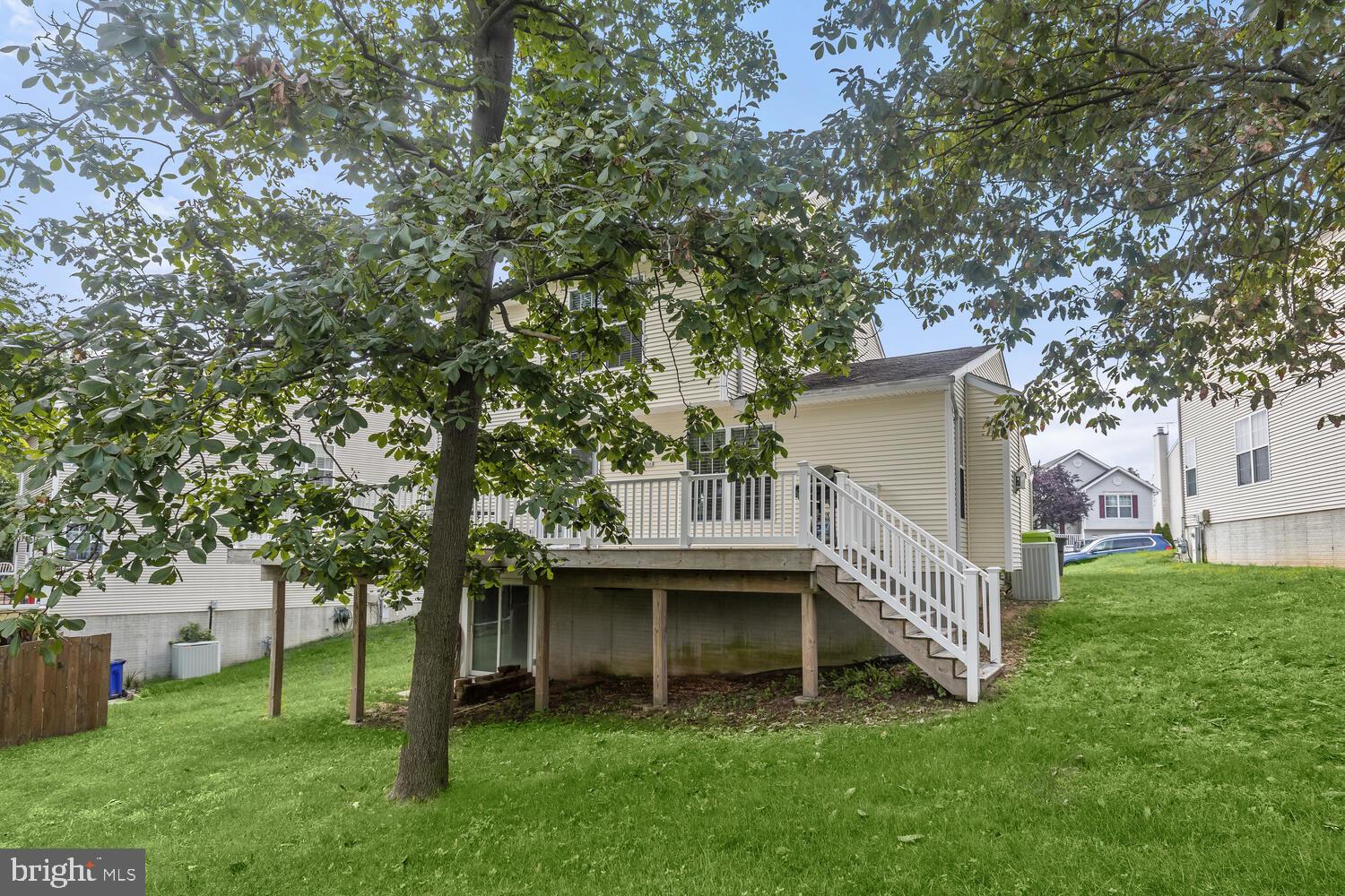 LONG BAR HARBOR - Residential