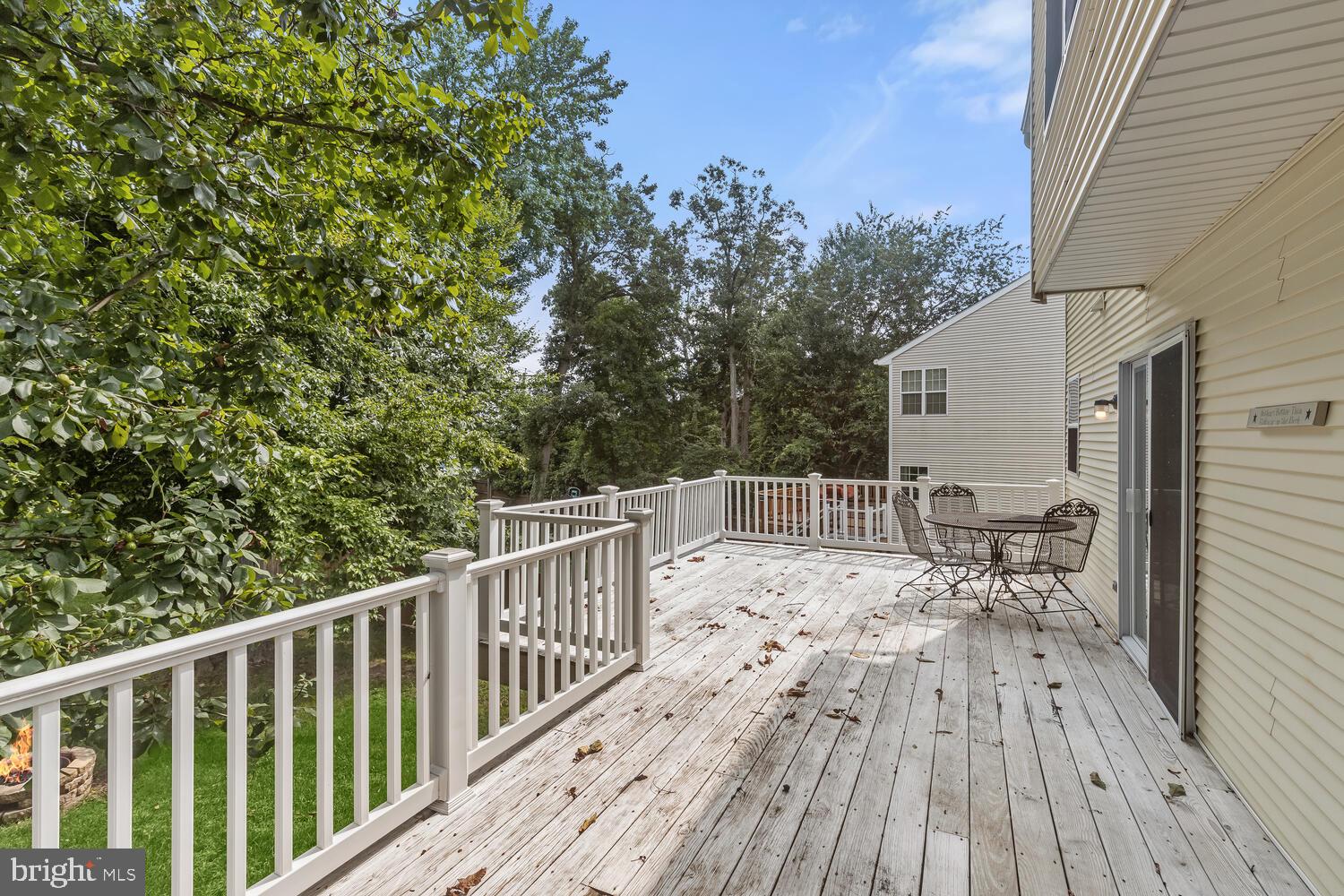 LONG BAR HARBOR - Residential