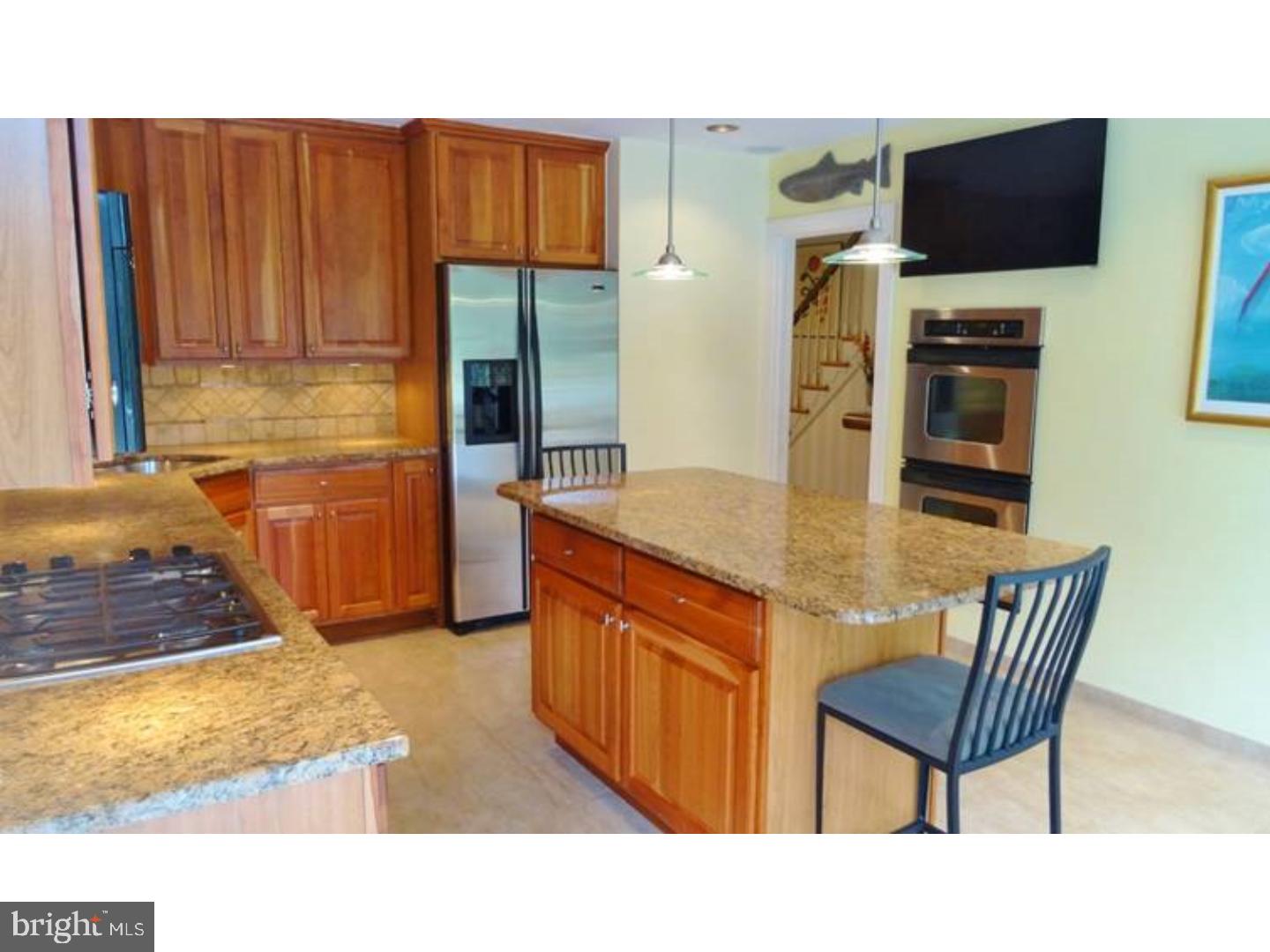 GLADWYNE - Residential