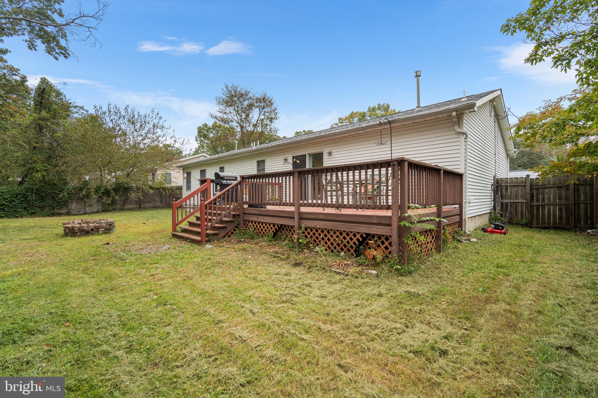 11 CLOVER STREET