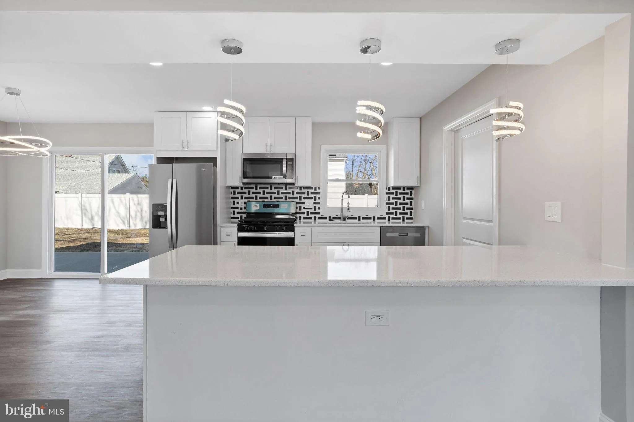 Willingboro, New Jersey 08046, United States, 3 Bedrooms Bedrooms, ,3 BathroomsBathrooms,Residential,Pending,87768