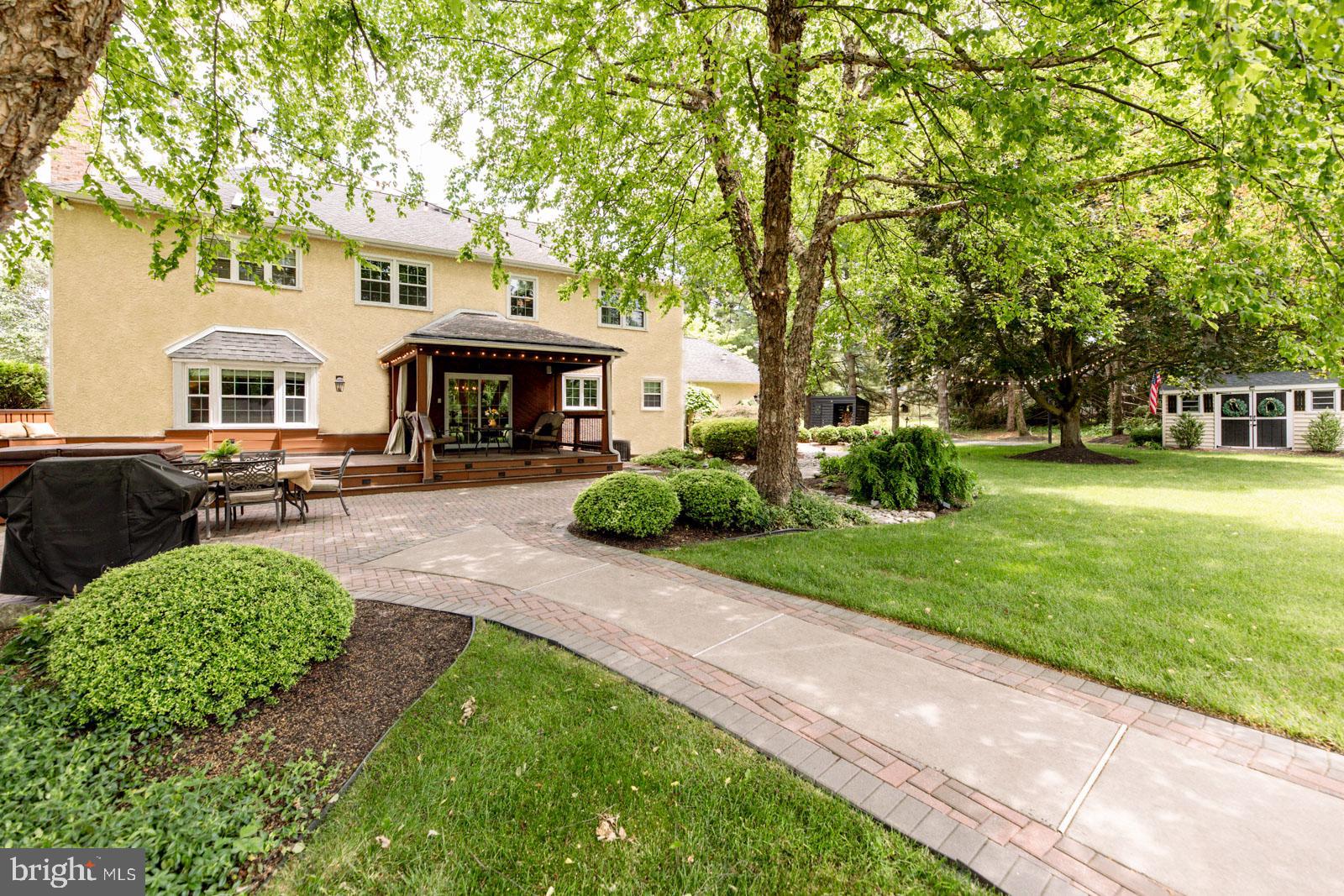 ROLLING COACH ESTS - Residential