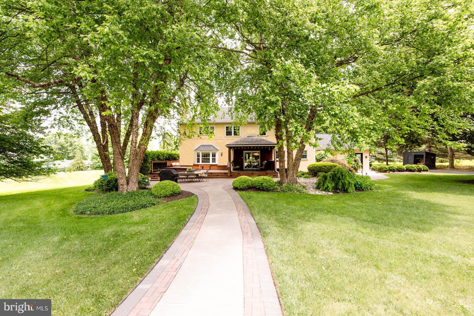 ROLLING COACH ESTS - Residential