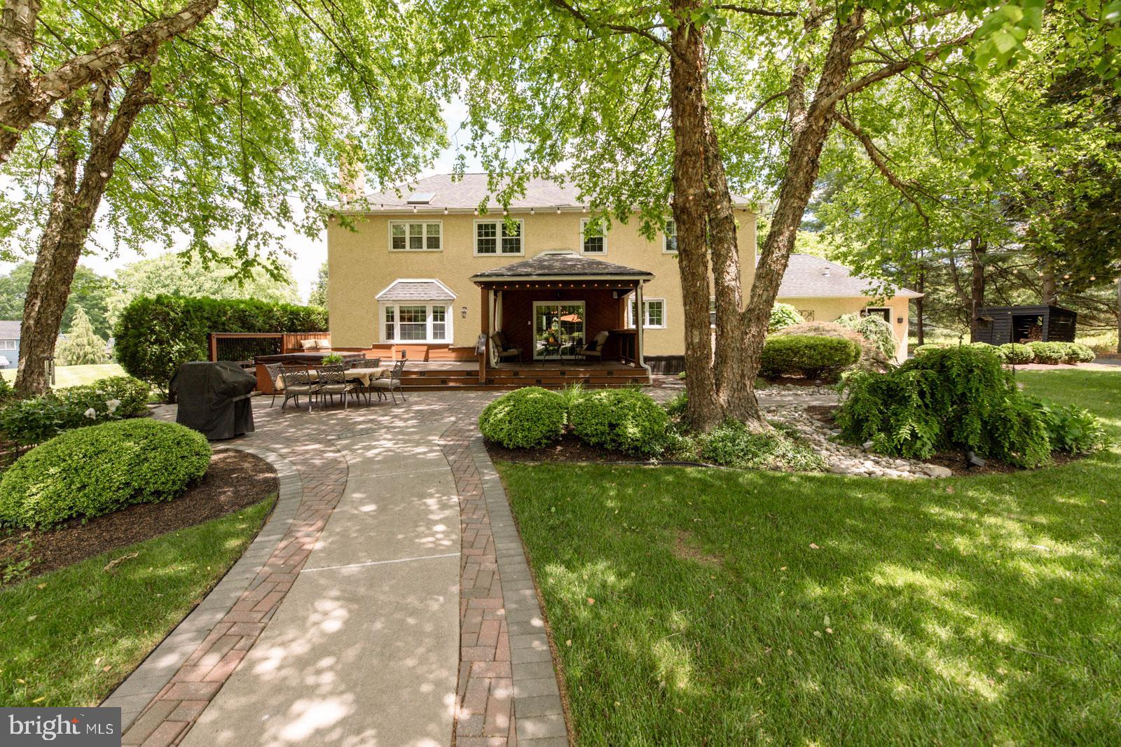 ROLLING COACH ESTS - Residential