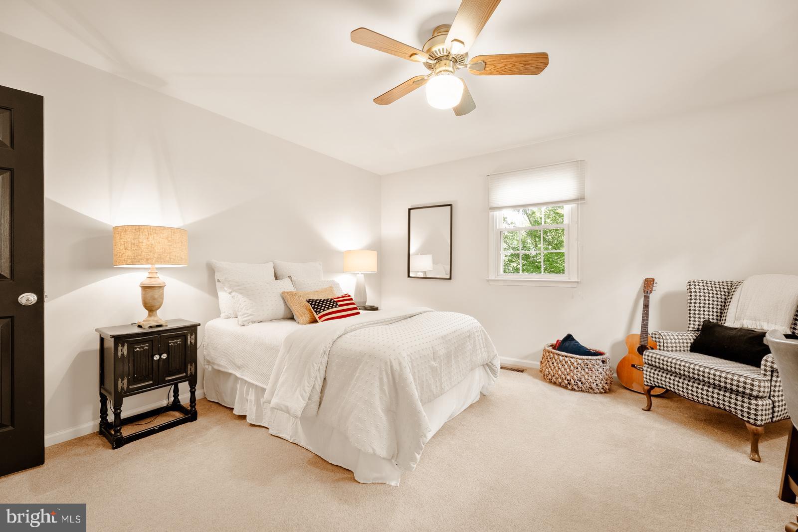 ROLLING COACH ESTS - Residential